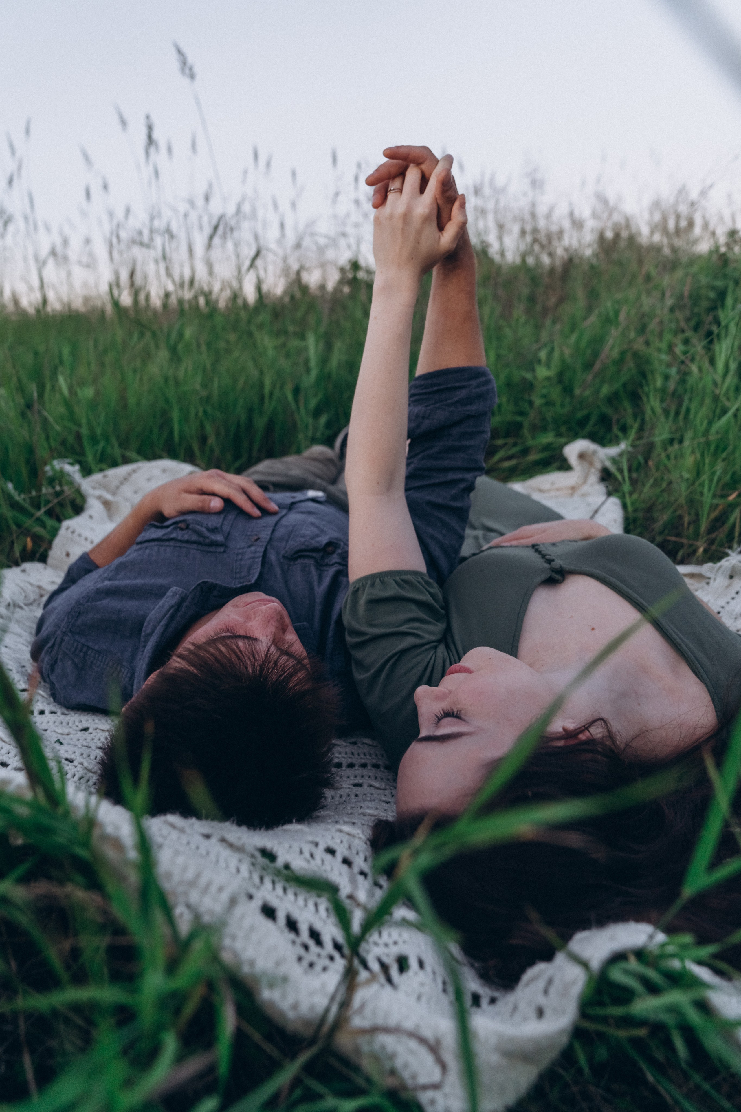 Jesslyn and Aaron love story. Photographer Viktoriia Skavronskaya