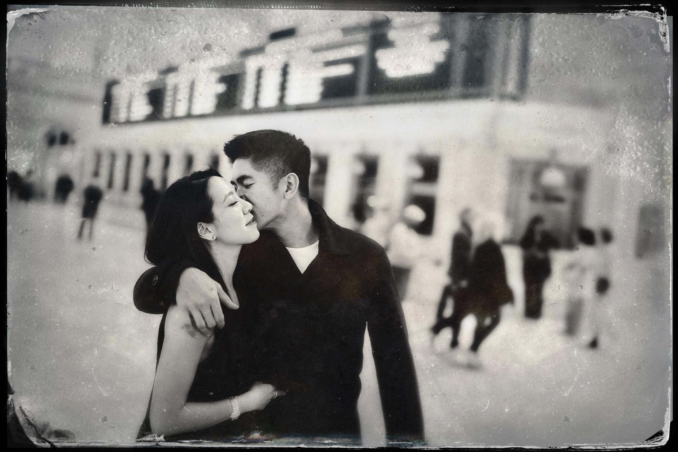 Jia and Lienne —Central Park-- Shoot on a Sony A1 + Photoshop editing. Emin Kuliyev — Award-Winning Wedding Photojournalist NYC & USA | Best Wedding Photographer Known for Candid, Timeless Moments