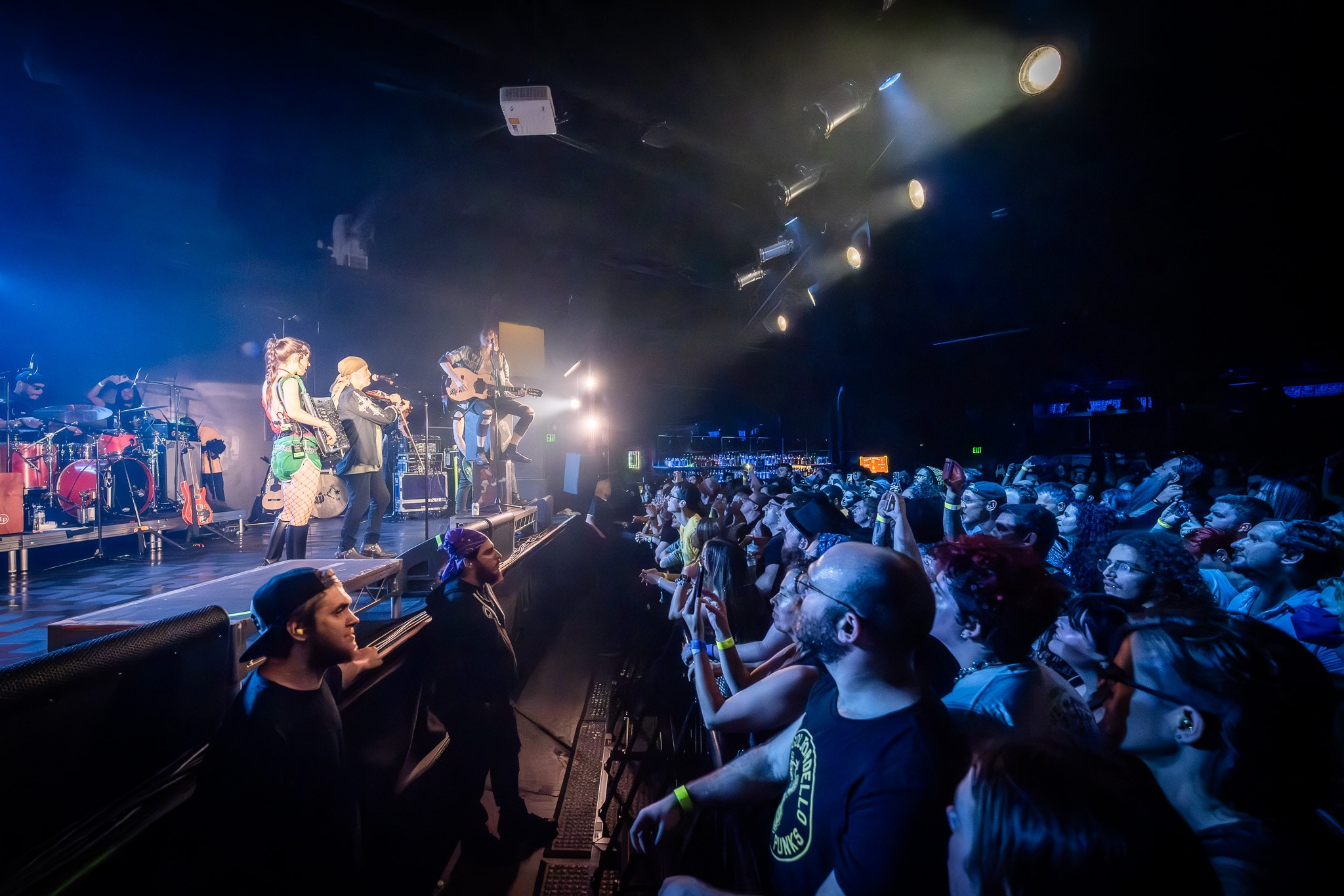GOGOL BORDELLO / SACRAMENTO. Reportage concert portrait photography in the San Francisco Bay Area