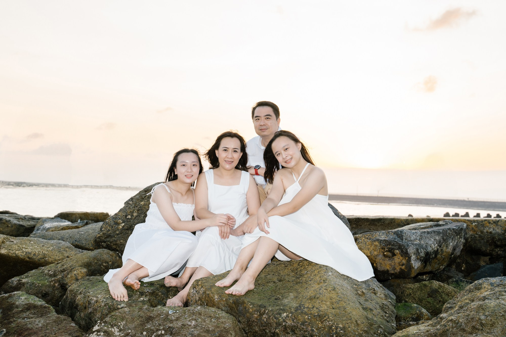 Family Holiday Photoshoot. Female Photographer in Bali