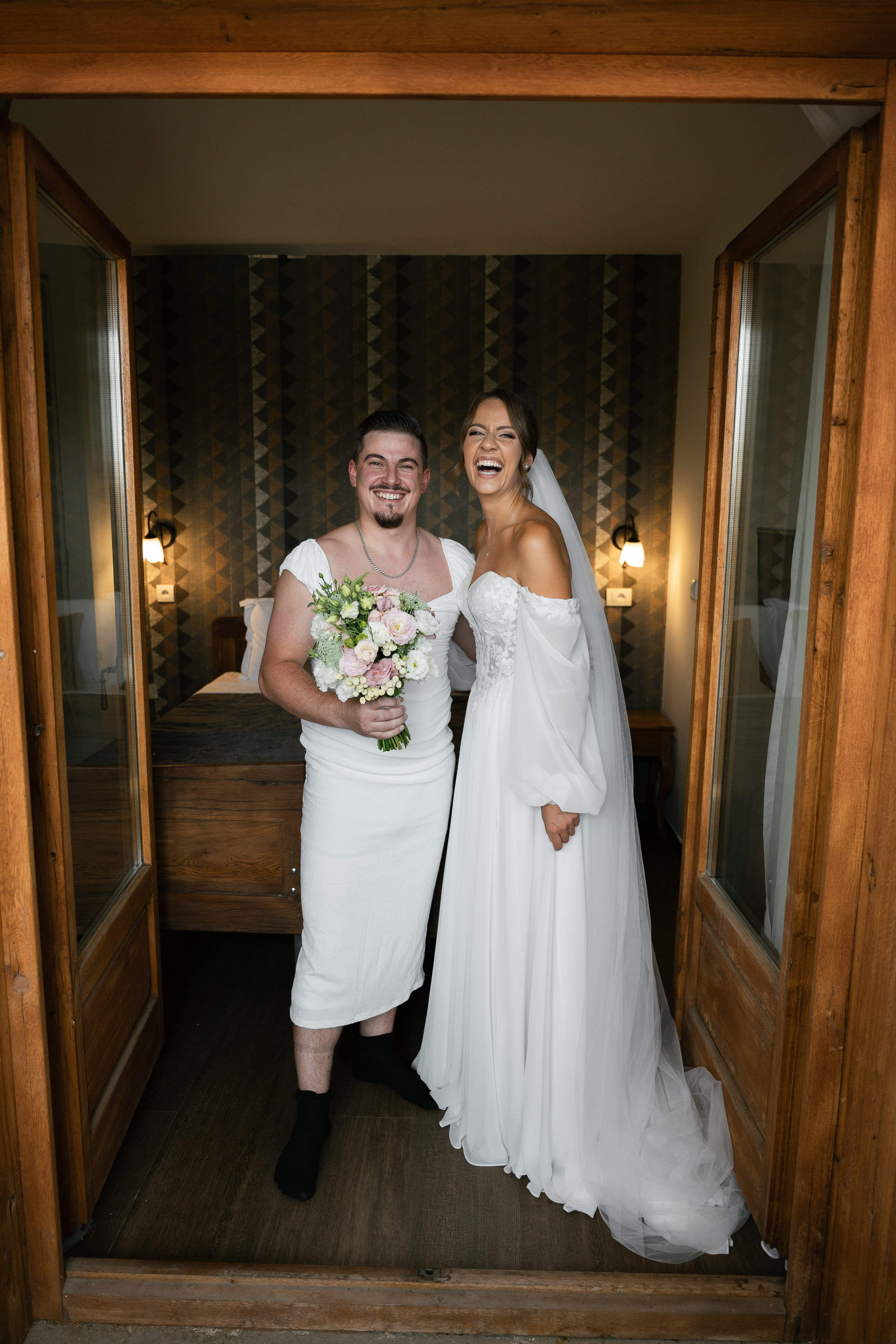 M&D|Between City Lights and Hidden Oasis. Black Sheep Produkcija| Wedding Photography and Wedding Films, based in Kragujevac, Europe / Fotograf i videograf, Kragujevac, Srbija