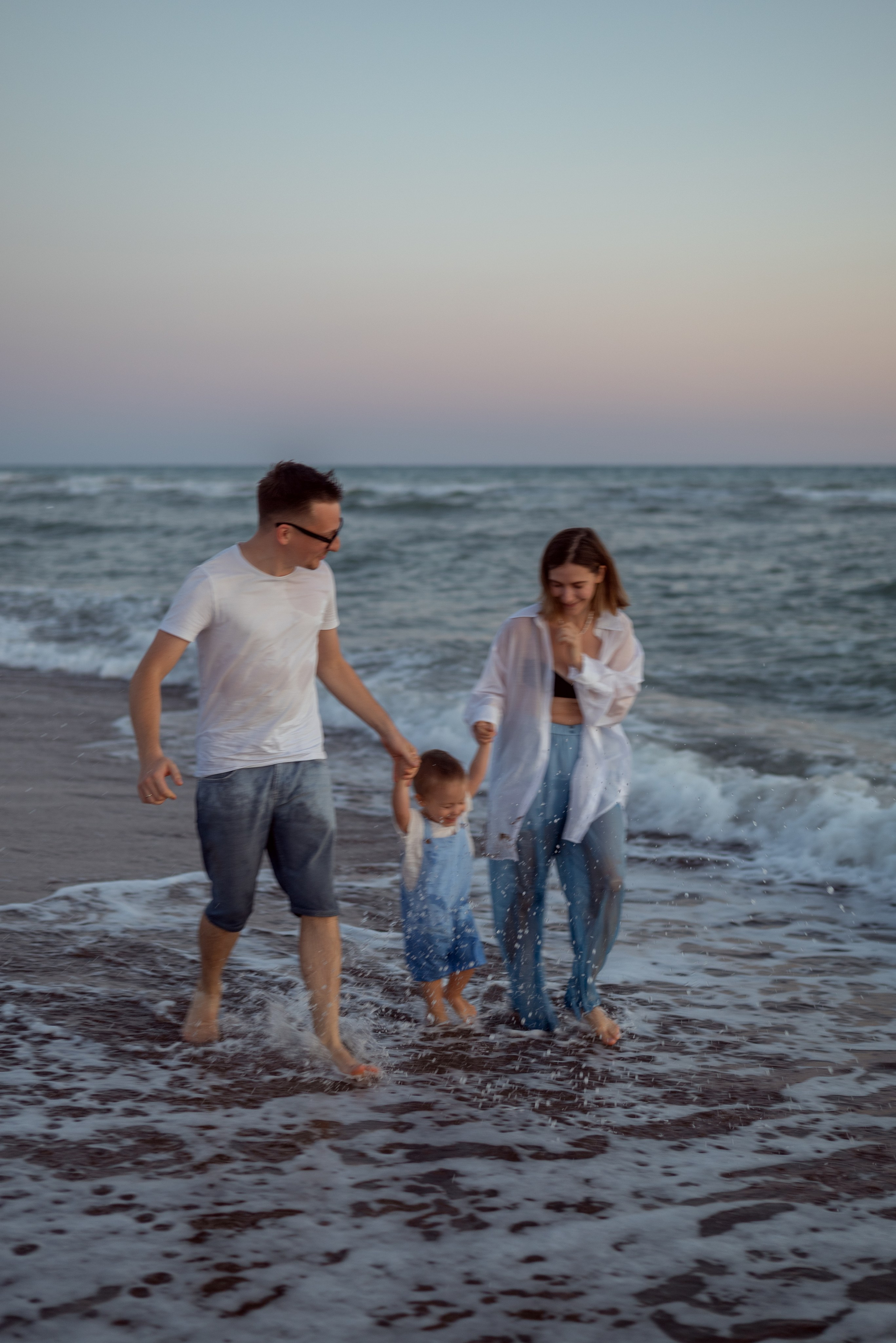 Семейная фотосессия на пляже в Белеке. Фотограф Анталия, Кемер, Белек, Сиде Дарья Кая
