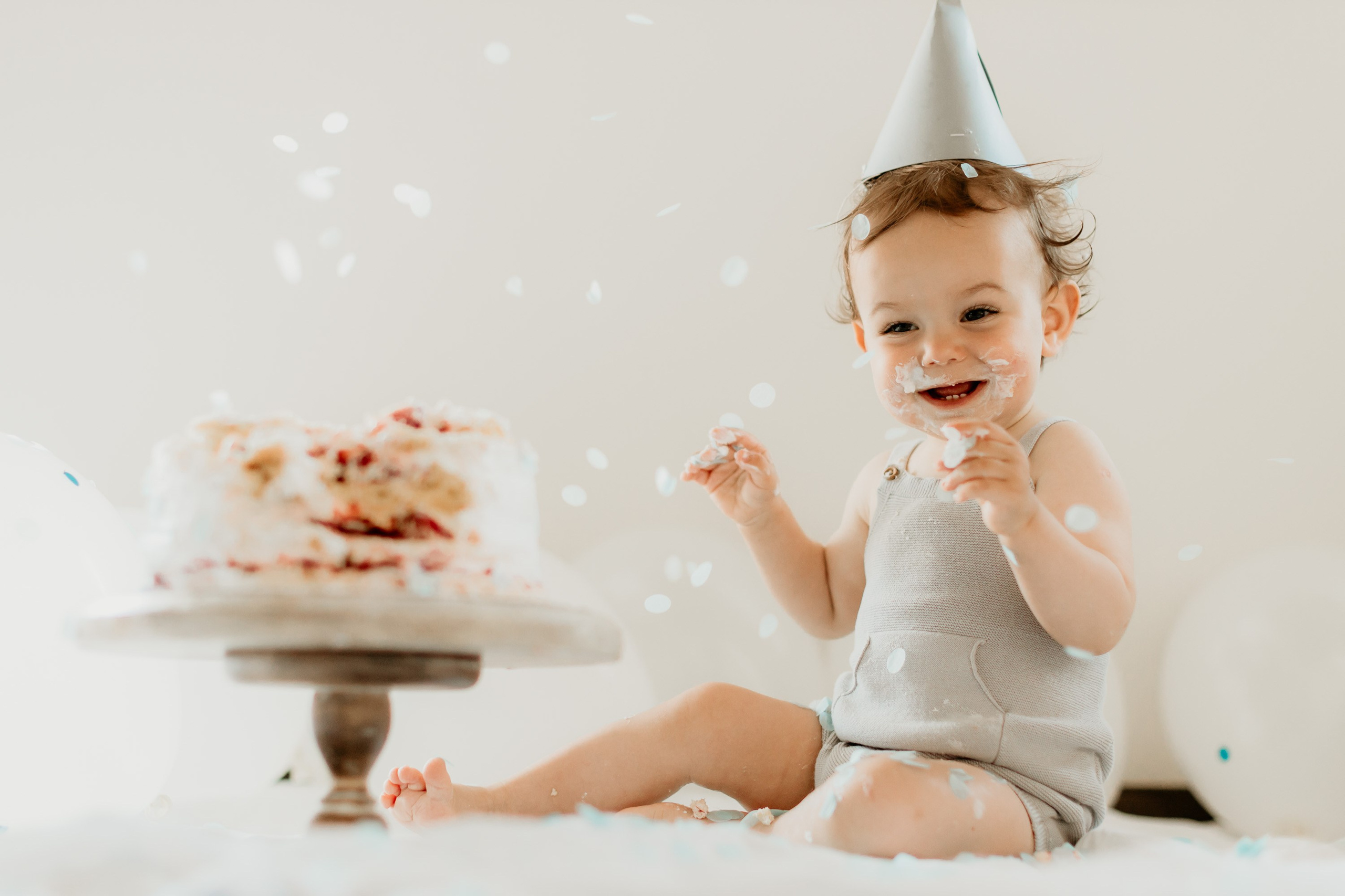 Cake Smash Session. Family and children photographer in Belgrade Milja Ciric
