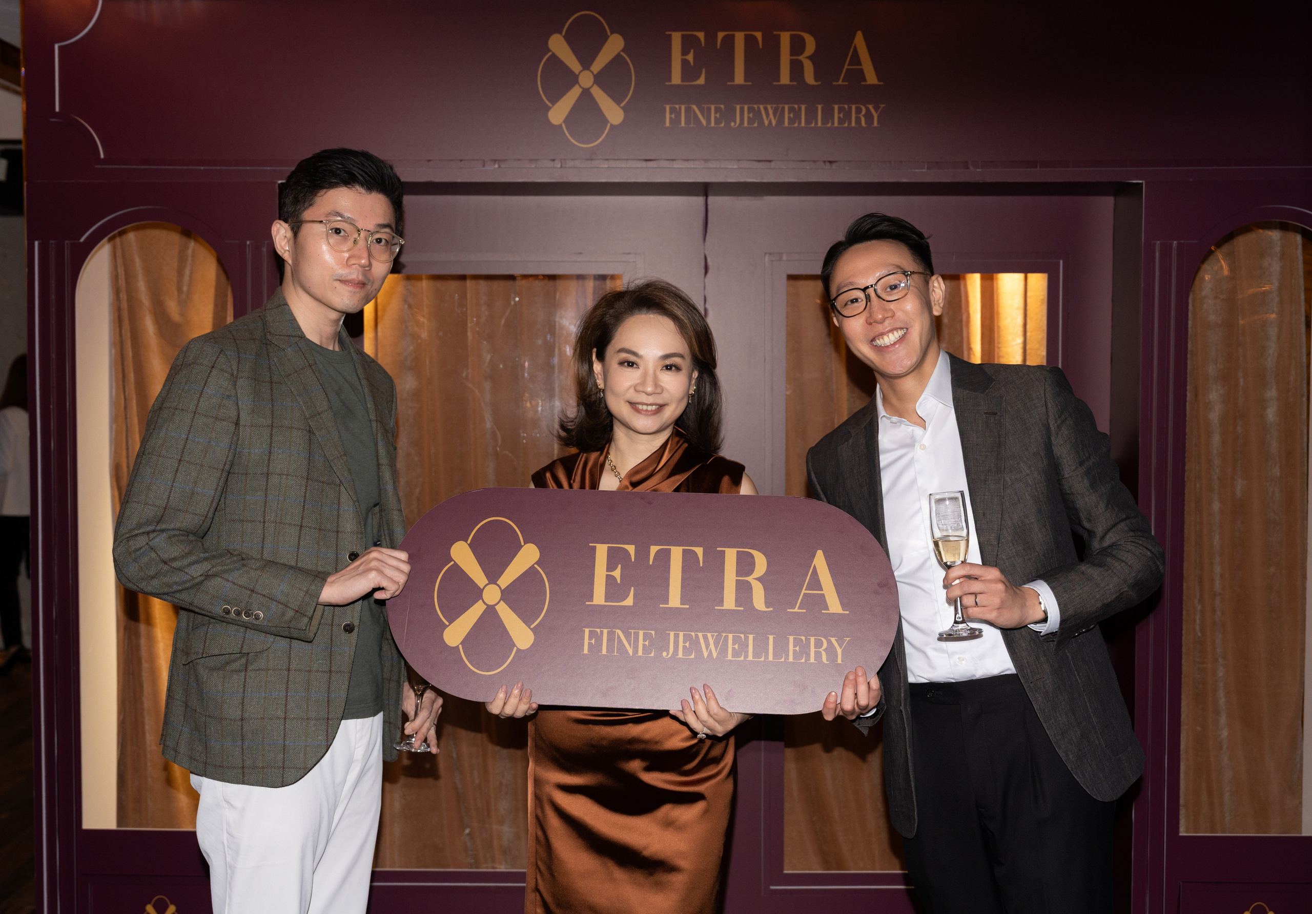 ETRA JEWELLERY. ФОТОГРАФ В ГОНКОНГЕ (СВАДЬБЫ, FASHION, СЕМЕЙНЫЕ, МЕРОПРИЯТИЯ, ФОТОПРОГУЛКИ)