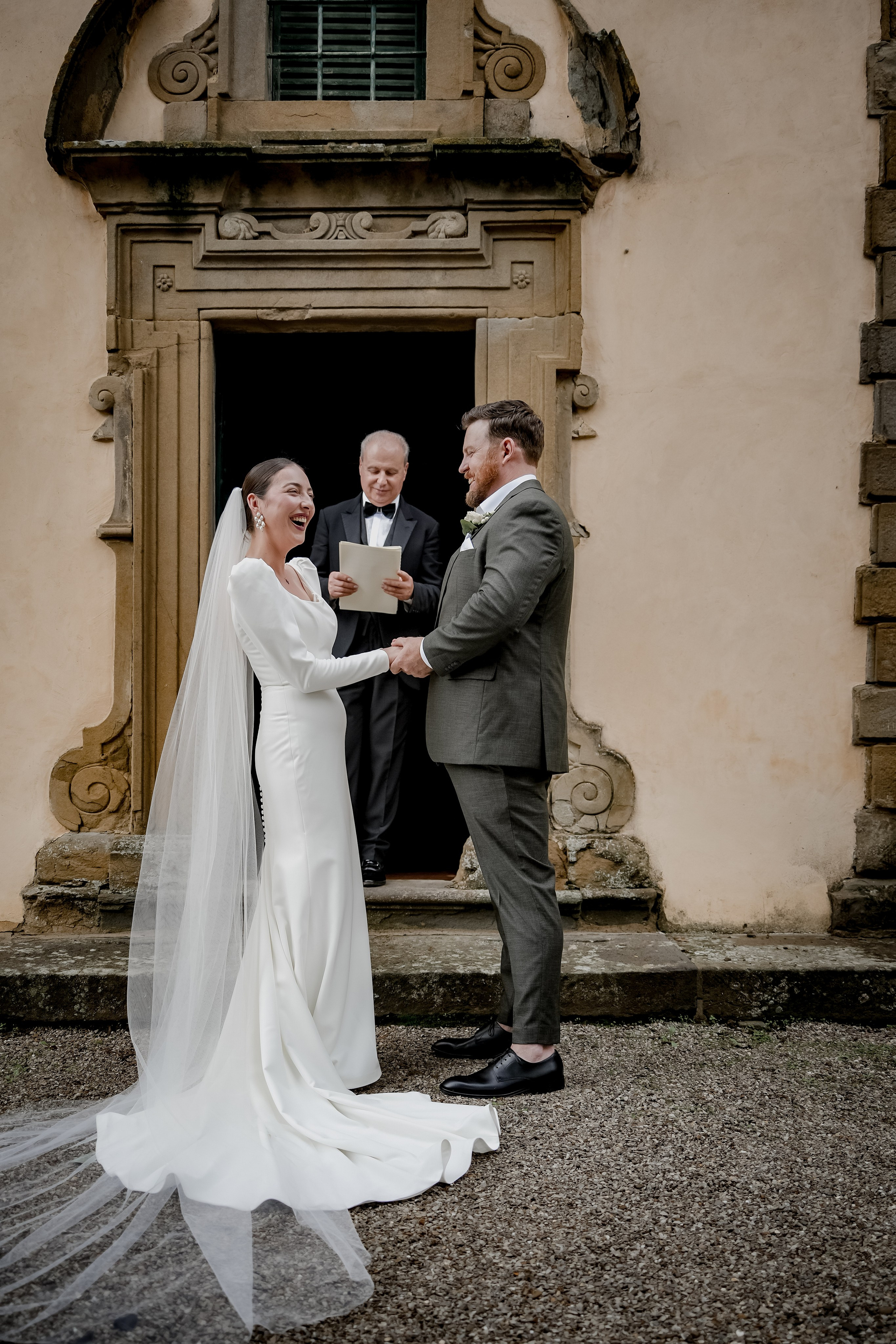 Elopment in Cortona. Villa Falconiere. Wedding Photographer in Italy