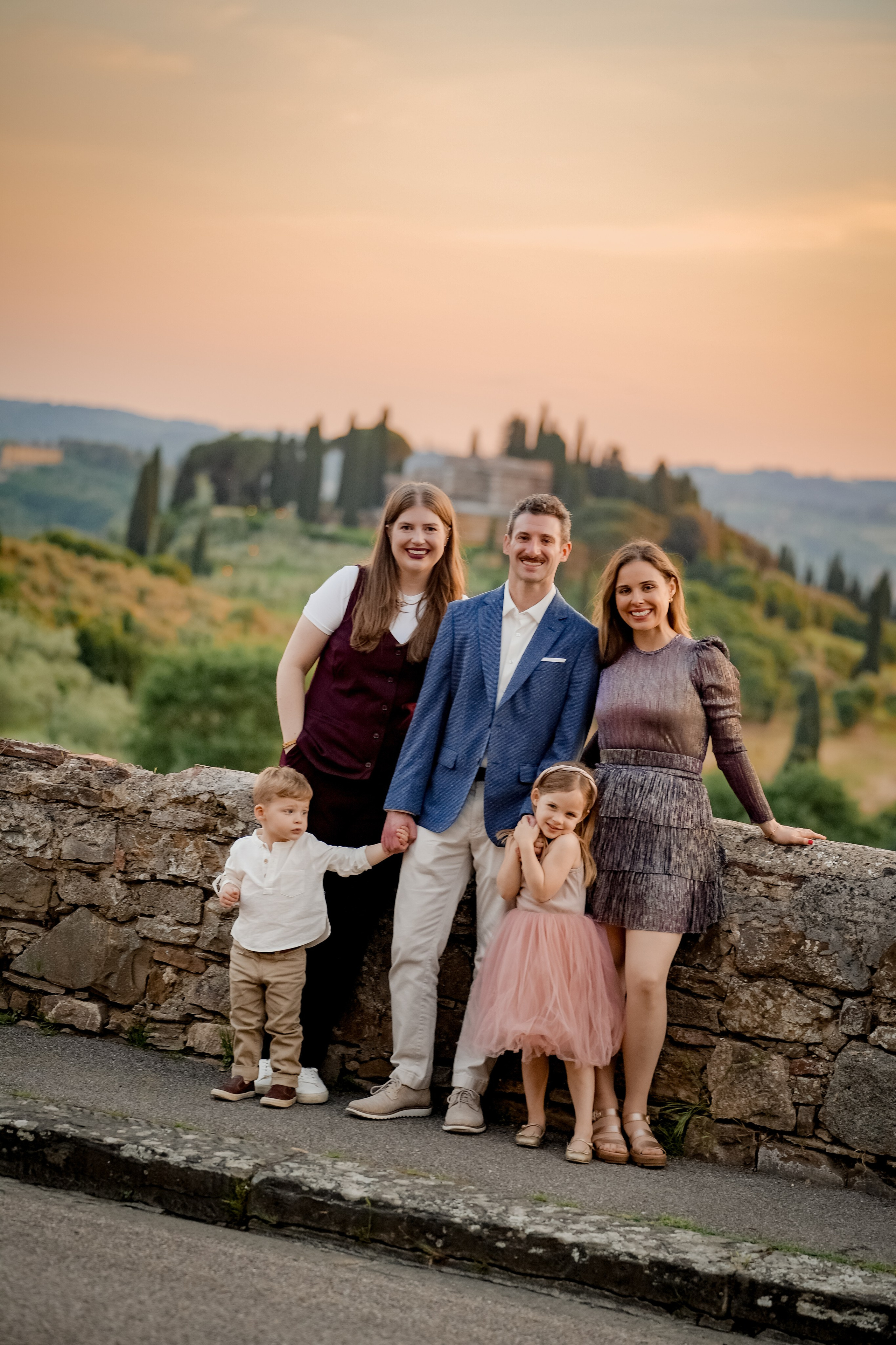 Jessica & Family. Wedding Photographer in Italy