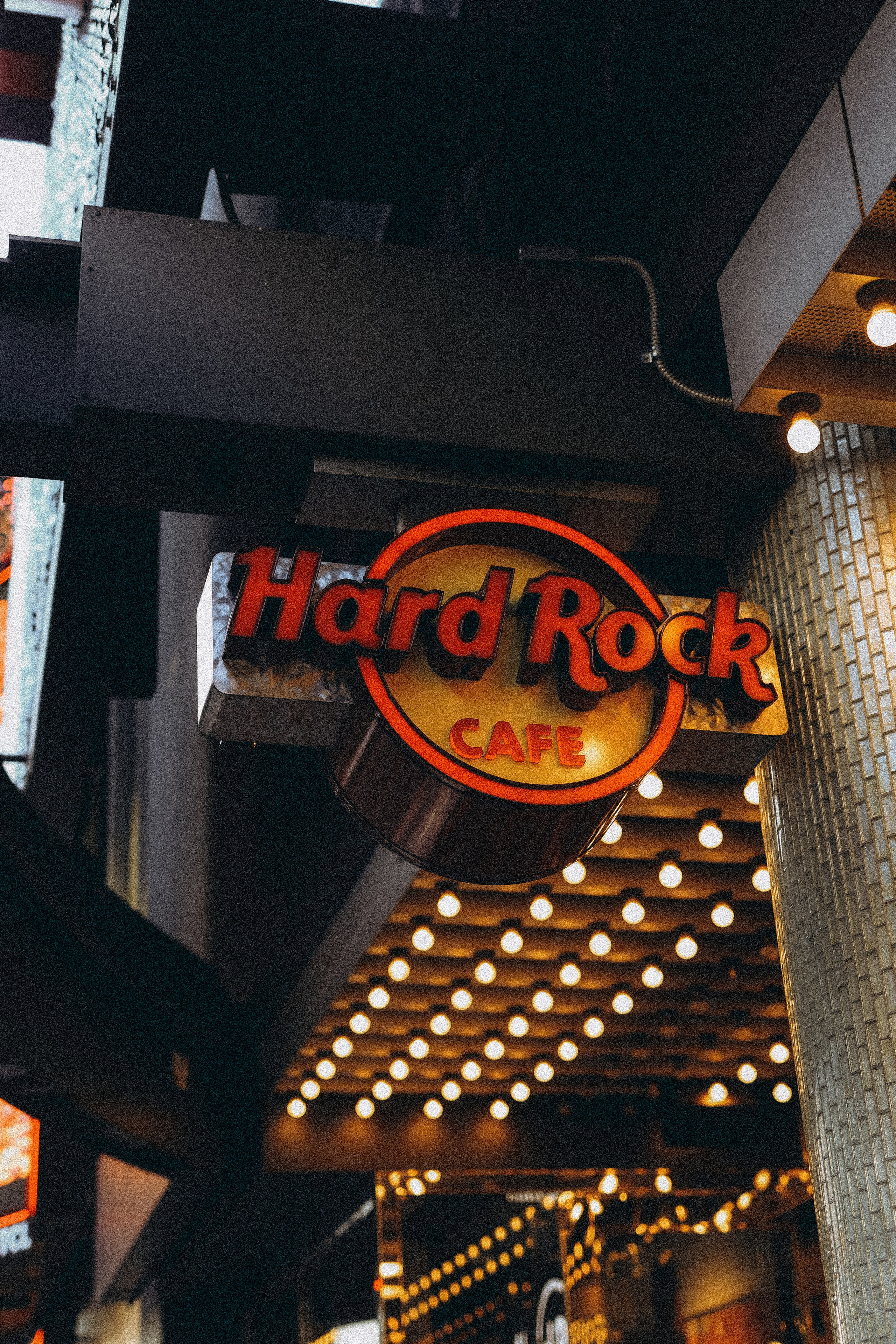 LOS ANGELES STREET. TETIANA UDOVYCHENKO PORTRAIT PHOTOGRAPHER