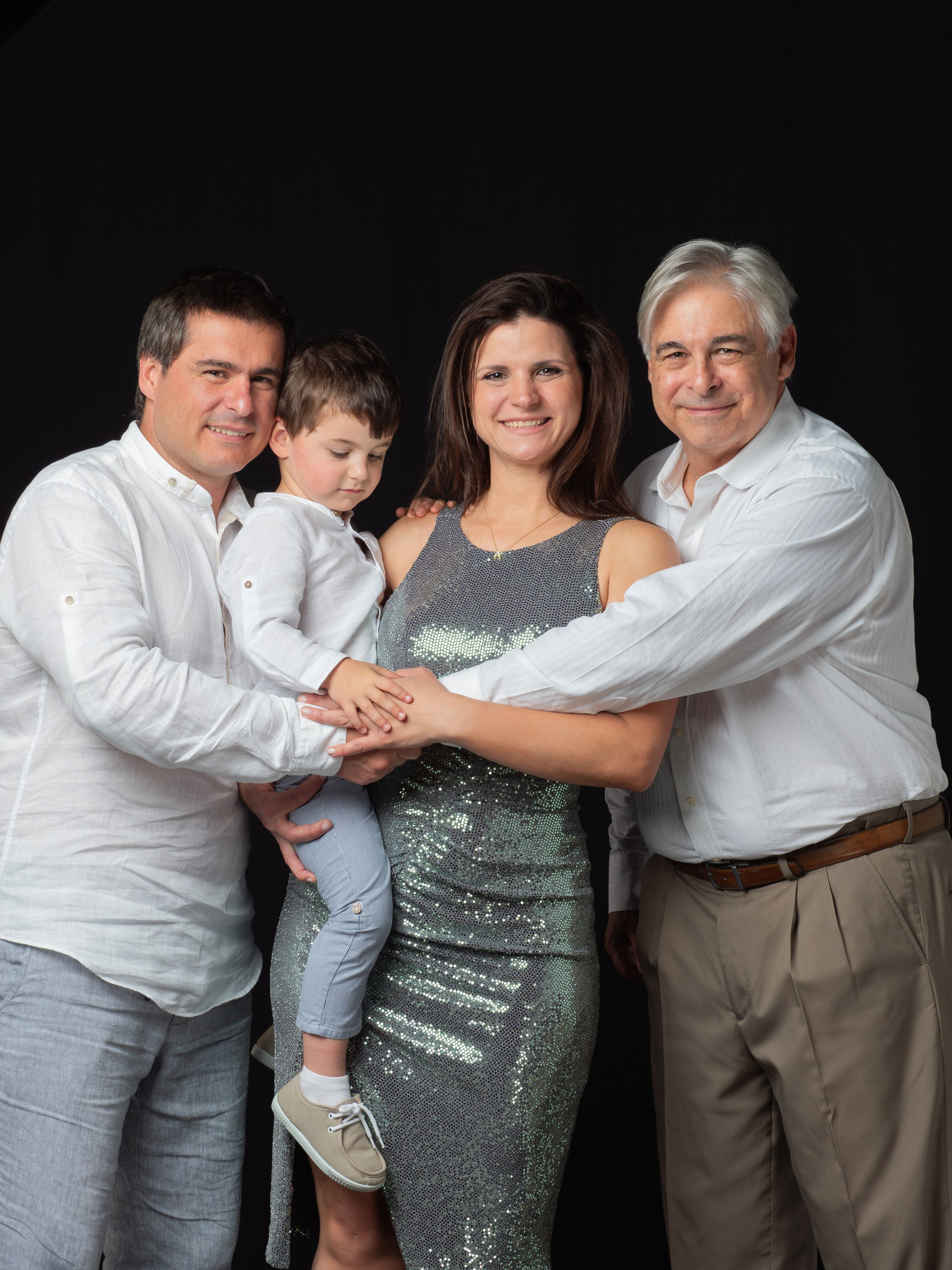 Fotos para la familia, fotos interesantes para toda la familia. Fotógrafa de Periodismo y Documentación, Teatro, Cine, Shooting para Modelos, Bodas, Bautizos, Comuniones, Familia y Eventos