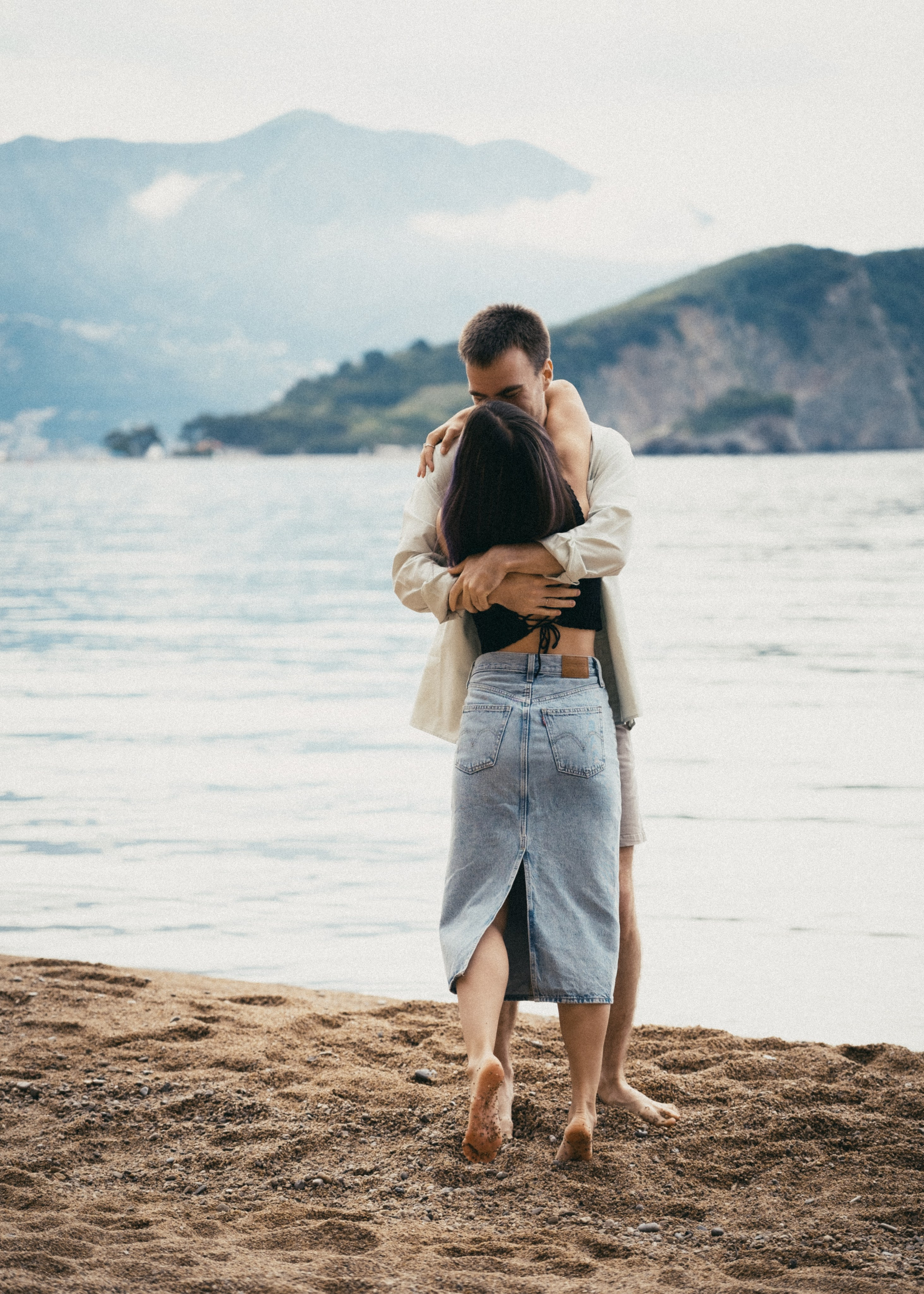 Let’s fall in love. Anastasiia Shibaeva | Photographer in Montenegro, Thailand & Worldwide