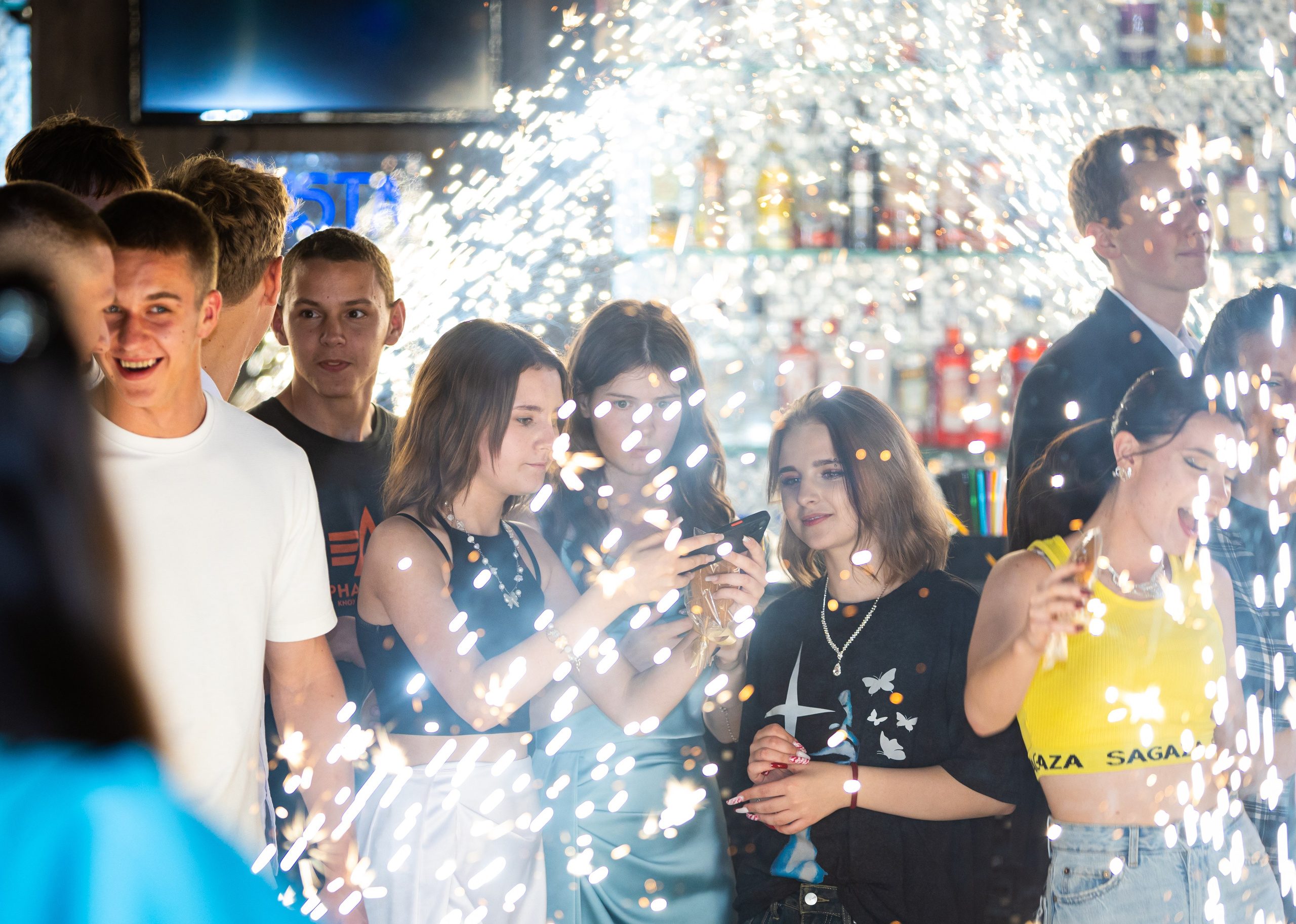 Пример фотосессии последний звонок и выпускной 11А, все в куче по очереди