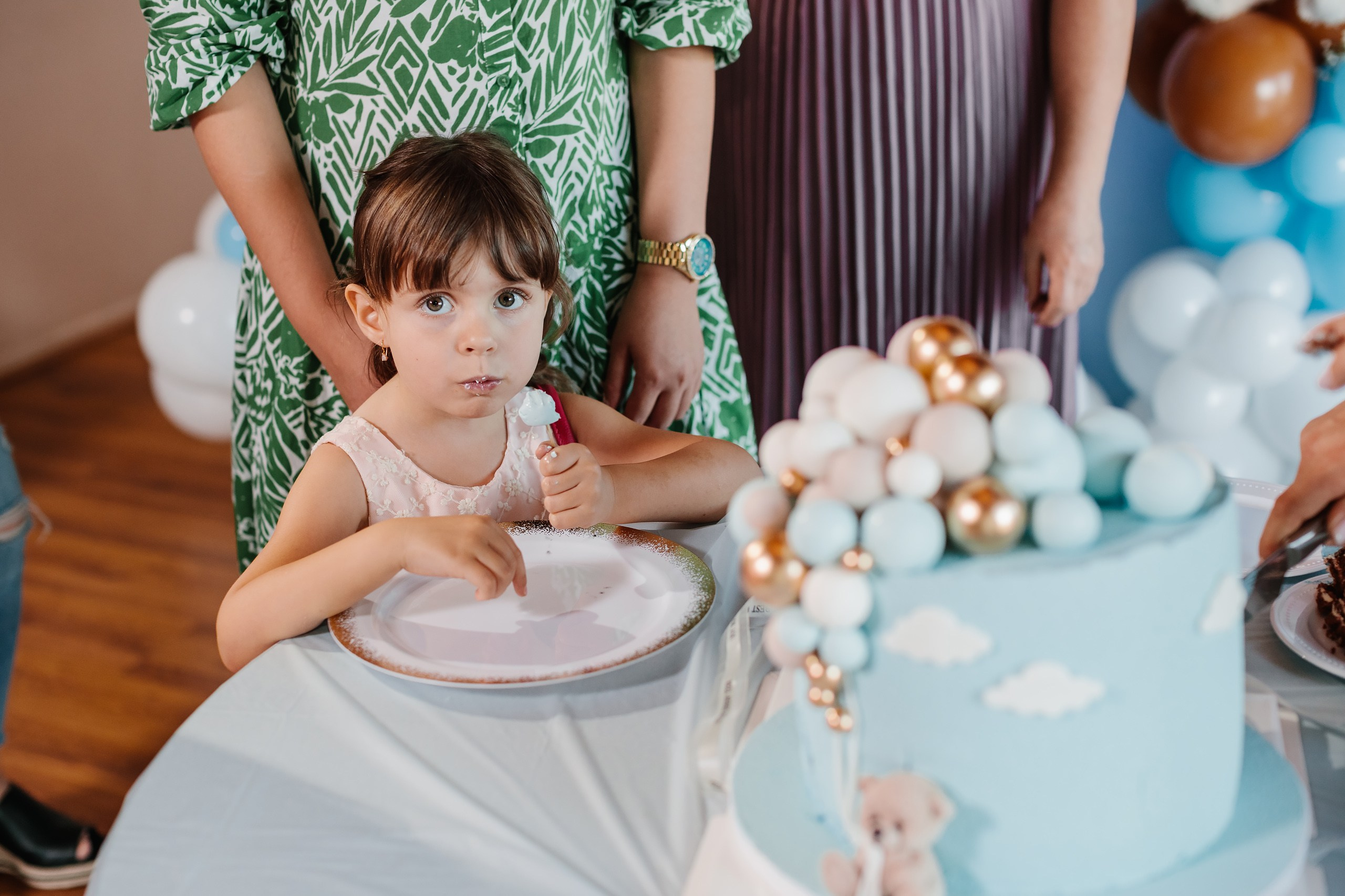 10.01.2022 Baby shower. Wedding family event photographer in Chicago Nick Yushevich