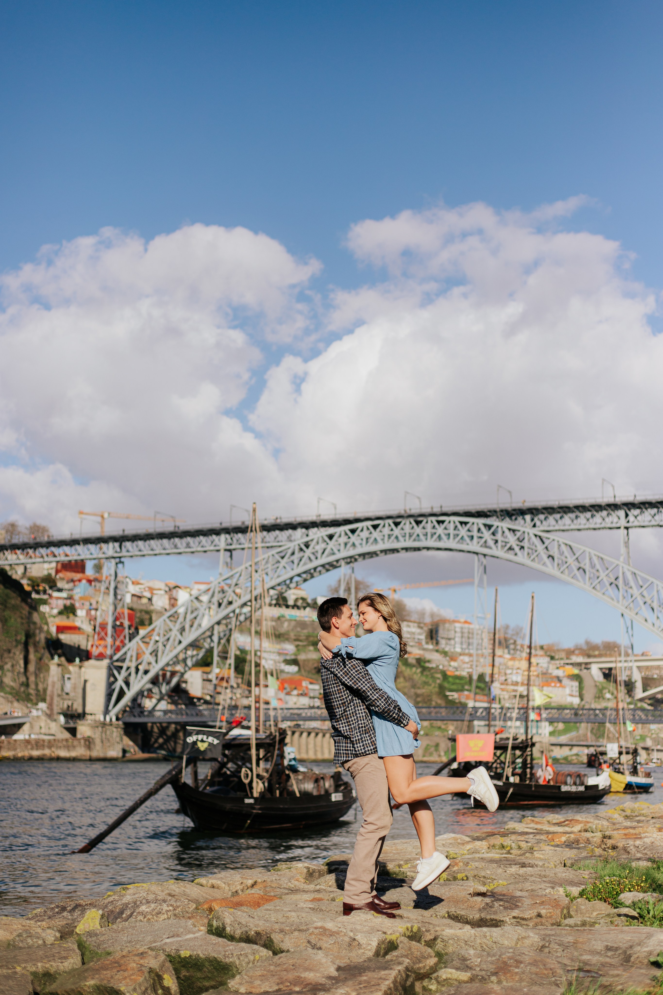 Jamie Gregg. Davi Valente