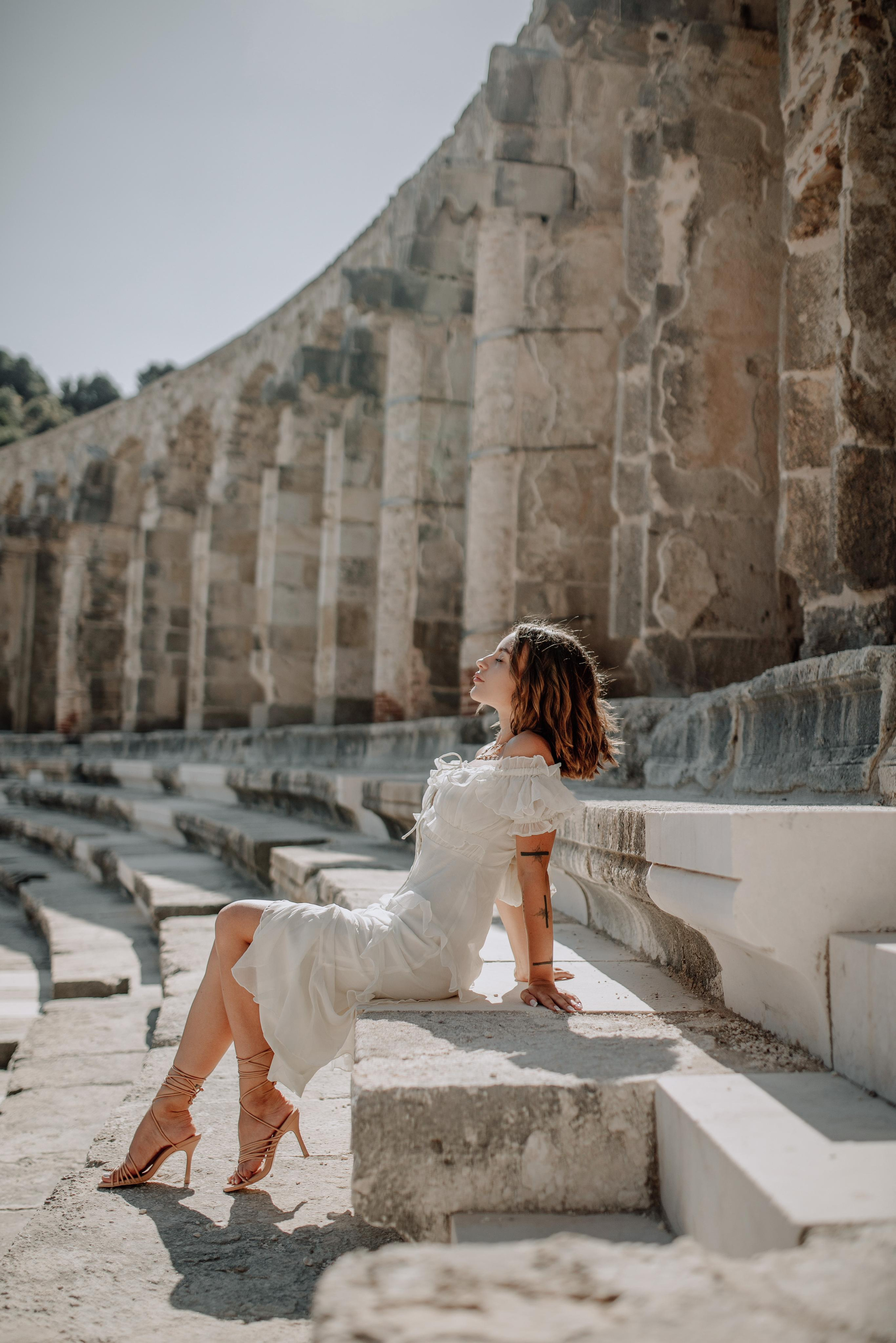 Фотограф в Анталии. Фотограф Анталия. Фотограф Анталья. Жизнь в Анталии. Фотограф Белек. Фотограф Алания. Фотограф силе. Фотограф Кемер. Фотограф Турция. Фотосессия возле дома . Фотосессия в ванне. Позы для фотосессии в Анталии. Позы для фотосессии. Аспендос. Амфитеатр Аспендос. Что посмотреть в Белеке.