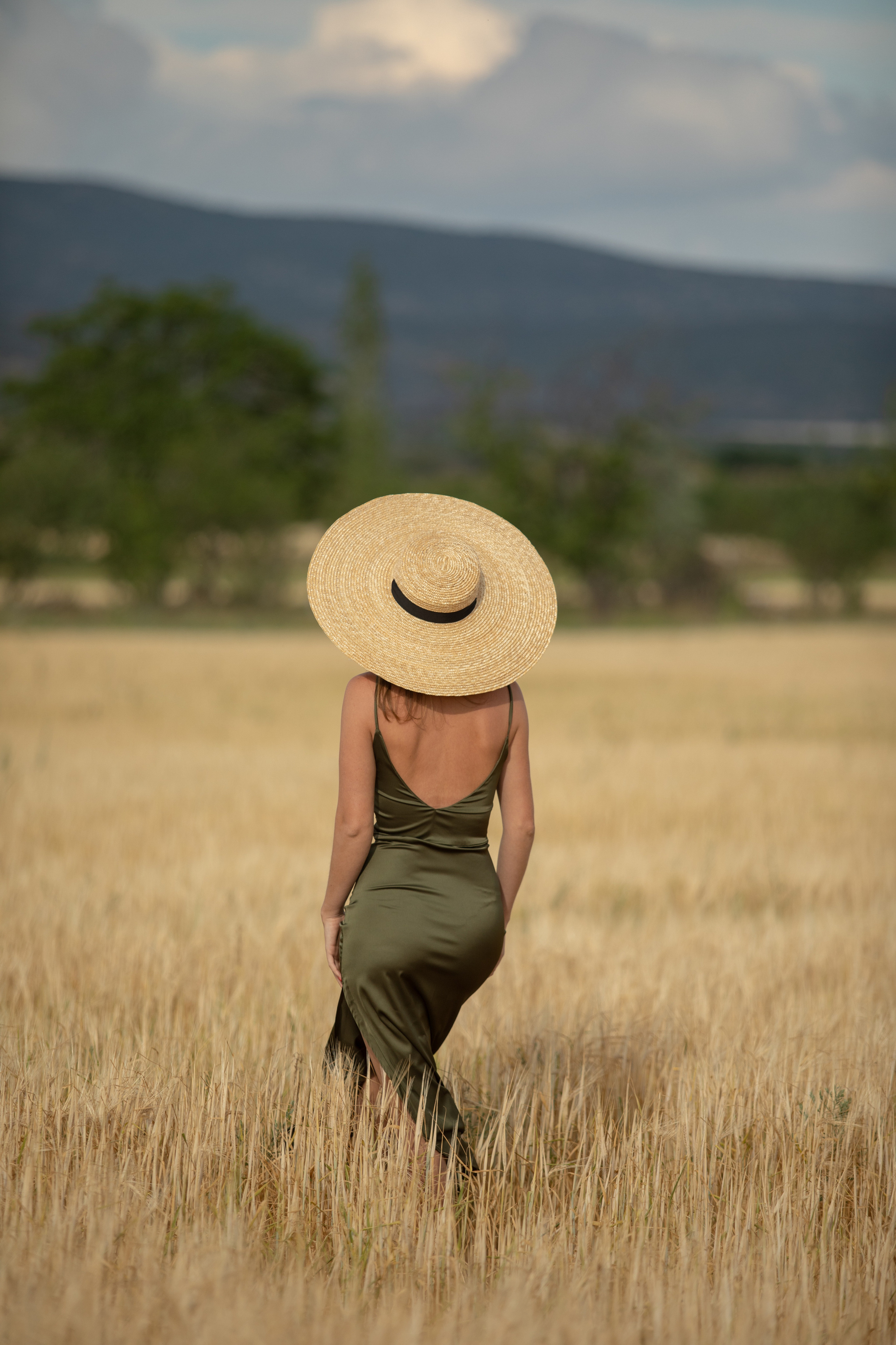 Фотосессия на полях в Турции. Фотосессия в полях пшениц.Что посетить в Анталии.Фотограф в Анталии. Фотограф в Турции. Фотограф в Белеке. Фотограф в Алании. Фотограф Аланья. Фотограф Анталья. Фотограф Белек. Фотограф Турция. Фотограф Каш. Фотограф Бодрум. . Что цветет в Турции.что цветет на анталийском побережье. Пшеничное поле. Поле пшеницы. Идеи фото на пшеничном поле. Просмотрите доску «пшеница Фотосессия в поле. стог сена. 