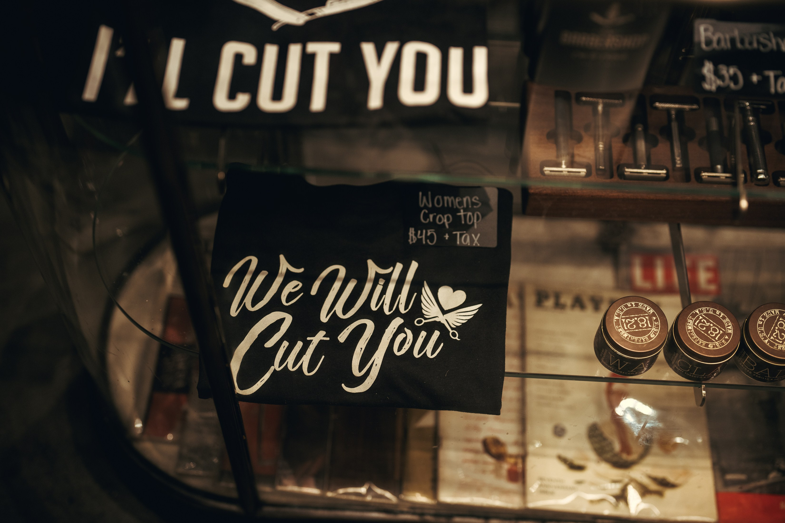 Christina’s bachelor party. Wedding & elopement photographer Viktoriya Kravtsov. Las Vegas