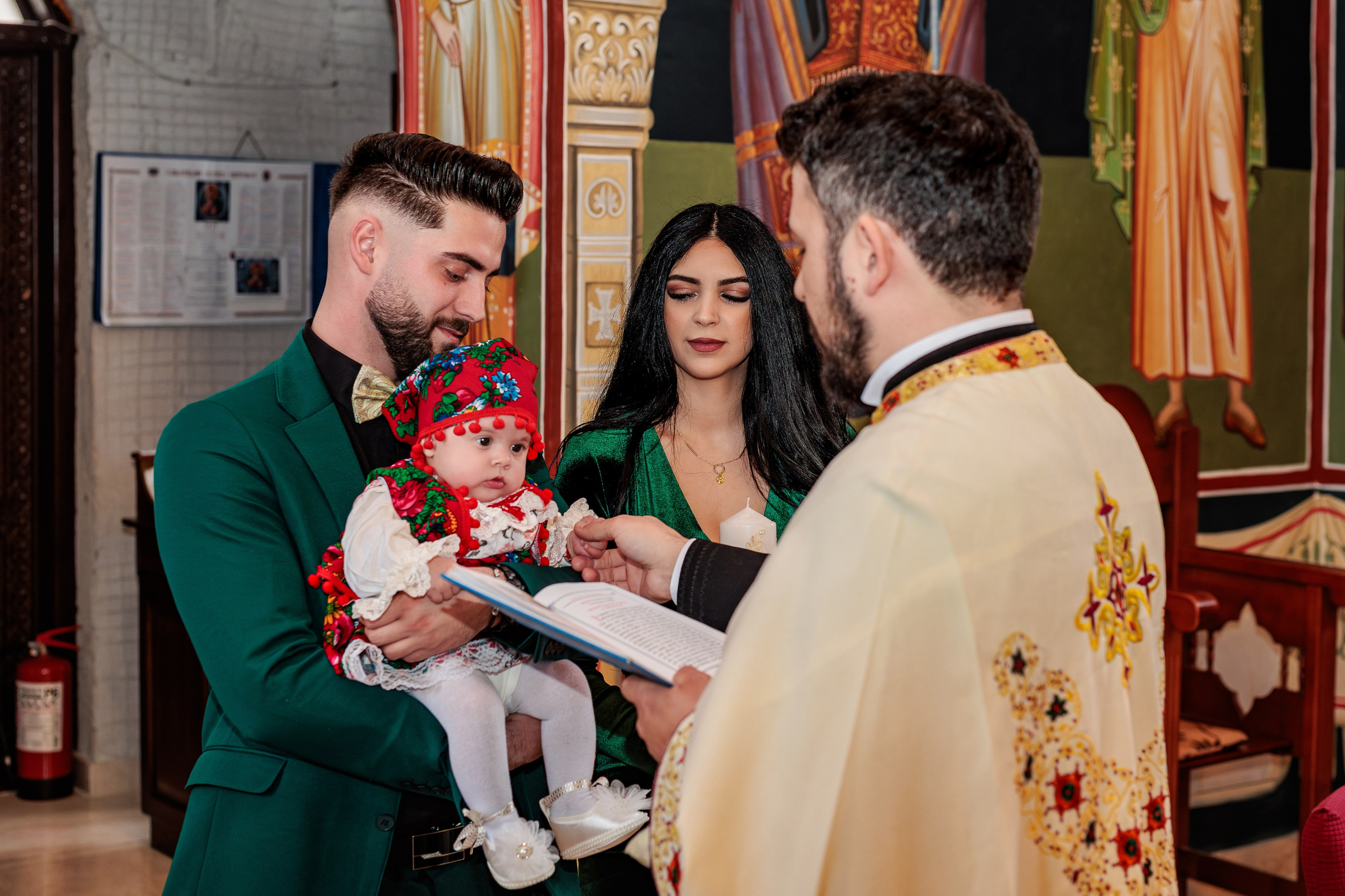 Fotograf botez Giurgiu — Lucian Dedeu. Lucian Dedeu — Fotograf de nuntă și eveniment