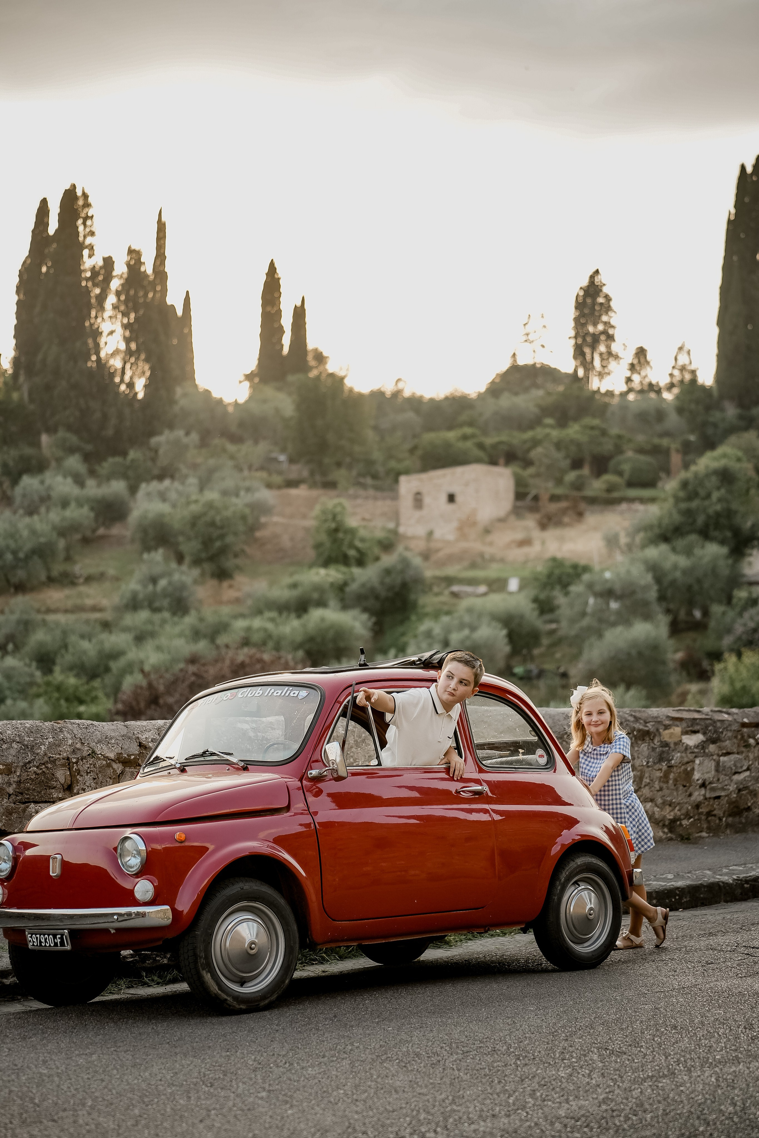 Mandy and Family. Wedding Photographer in Italy