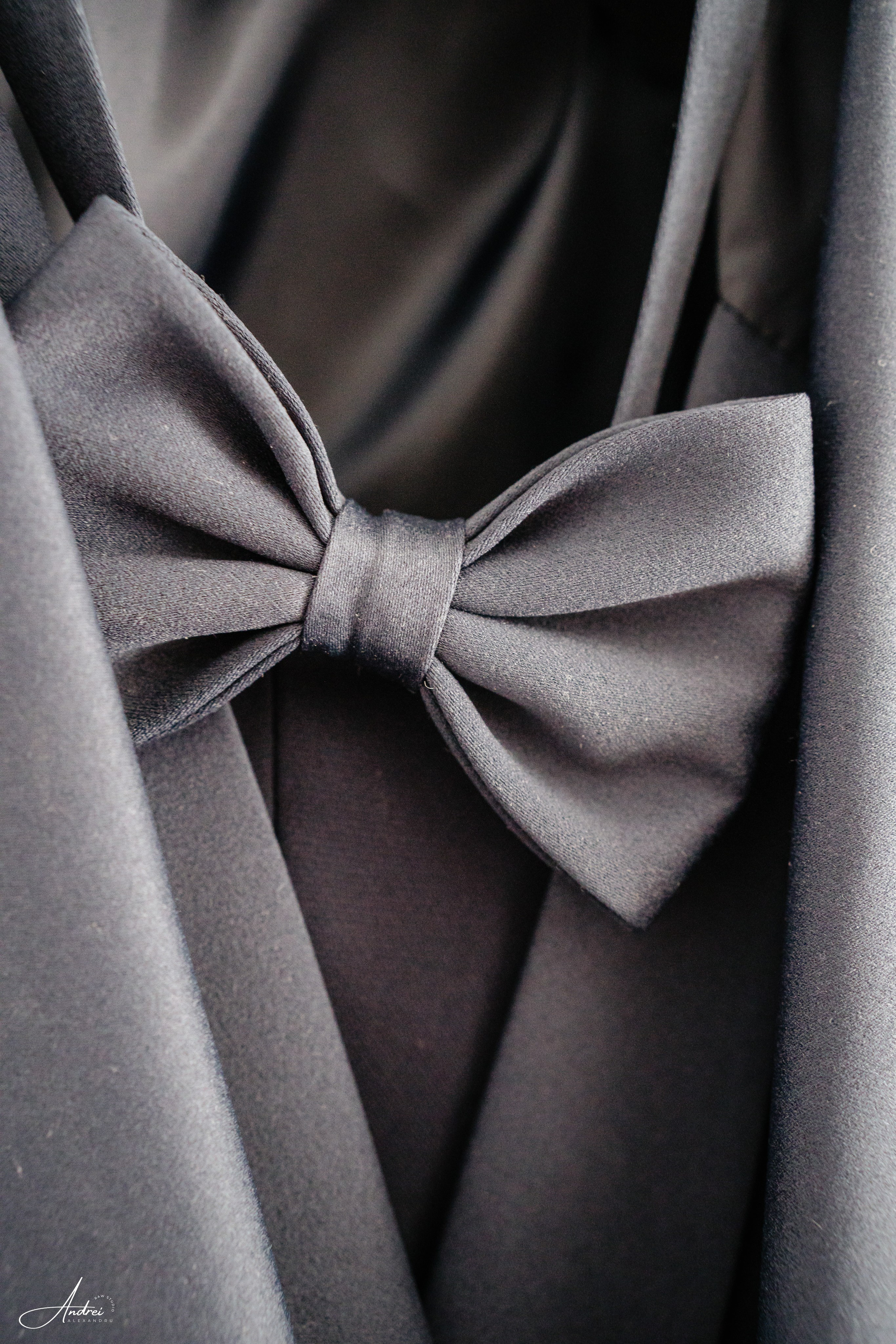 Cătălina & Călin. Raw Studio. Fotograful tau de nunta!