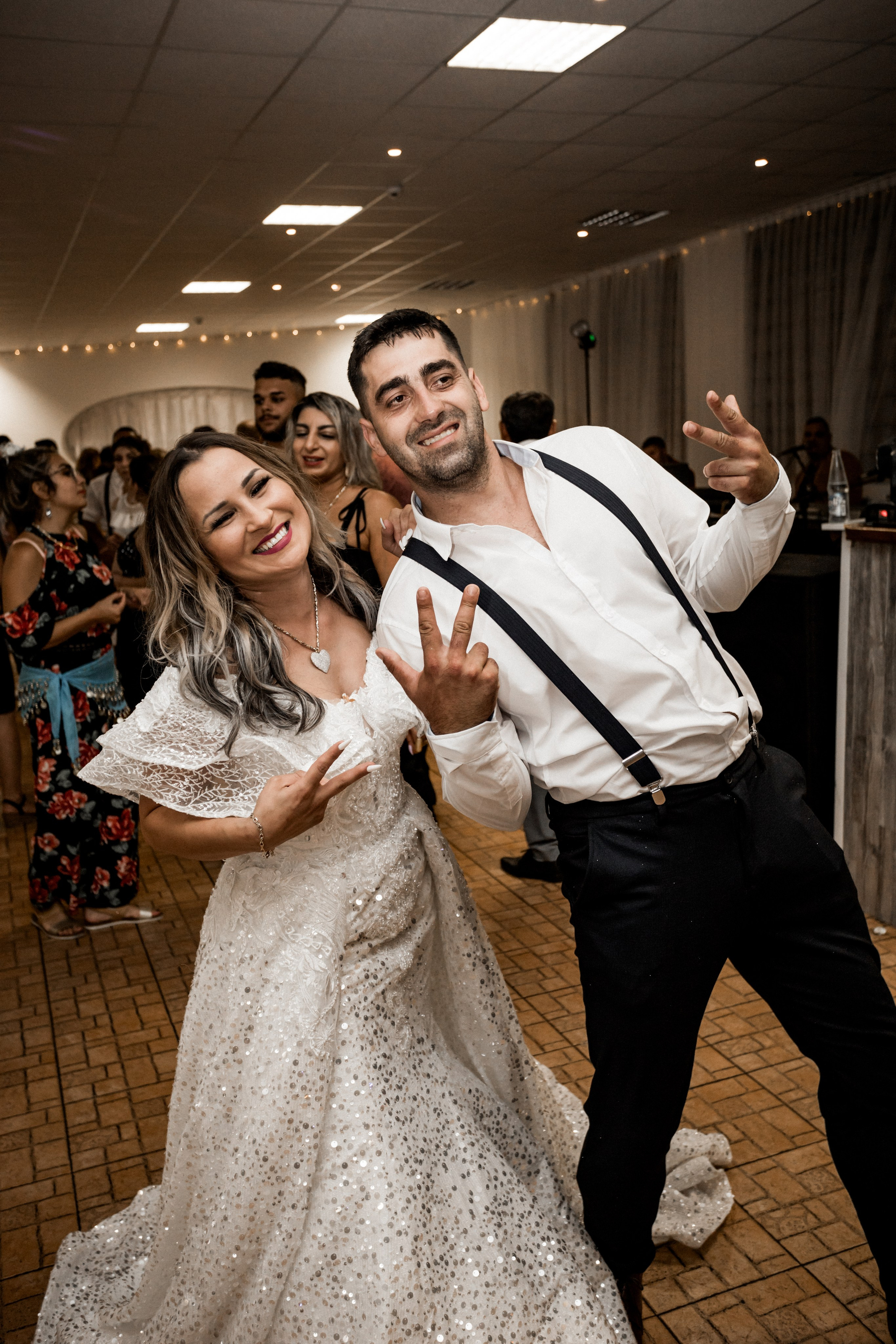 Pavel & Yveta. Svatební fotograf a kameraman v Česku a po celé Evropě — Teplice, Ústí nad Labem, Praha, Drážďany