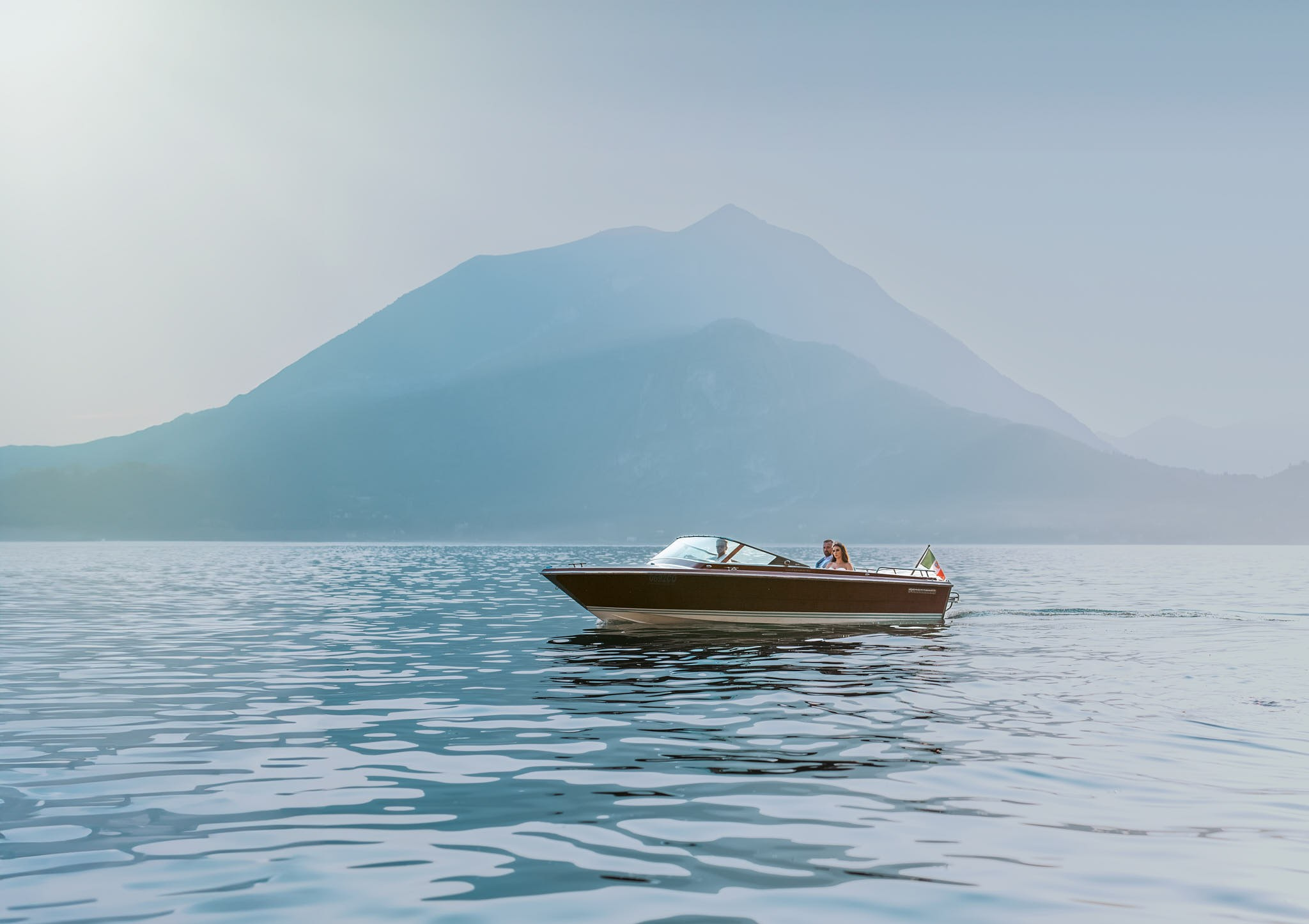 Persida & Ergys. Fotografo matrimonio Lago di Como Ferrari Media Production