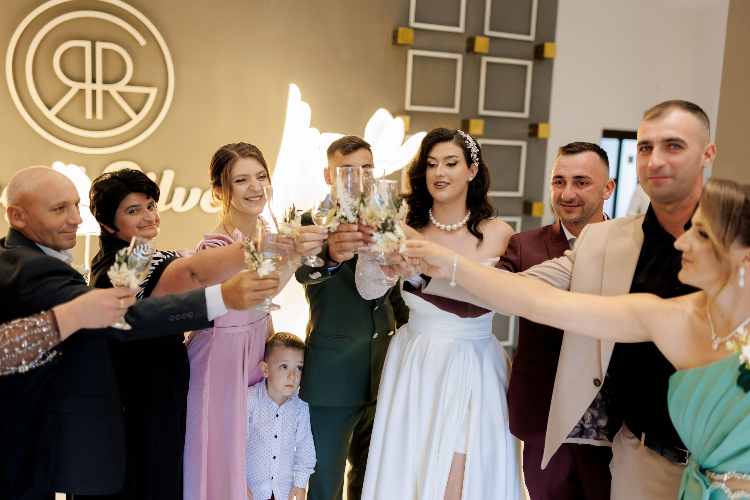 Nunta Nicoleta & Răzvan | Fotografie & Videografie Profesională. Servicii foto-video profesionale, pentru momente de neuitat