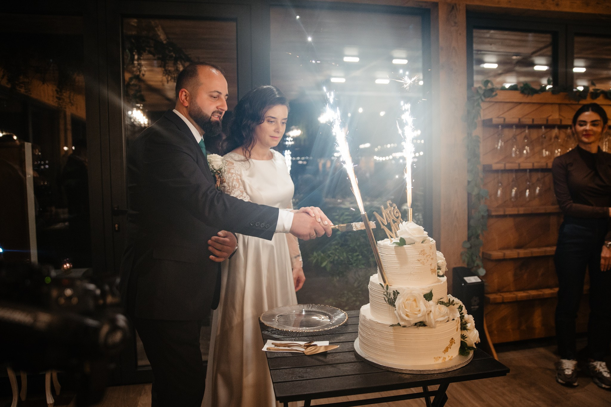 Nunta de Poveste la Sucevița: Cristi și Andreea. Servicii foto-video profesionale, pentru momente de neuitat