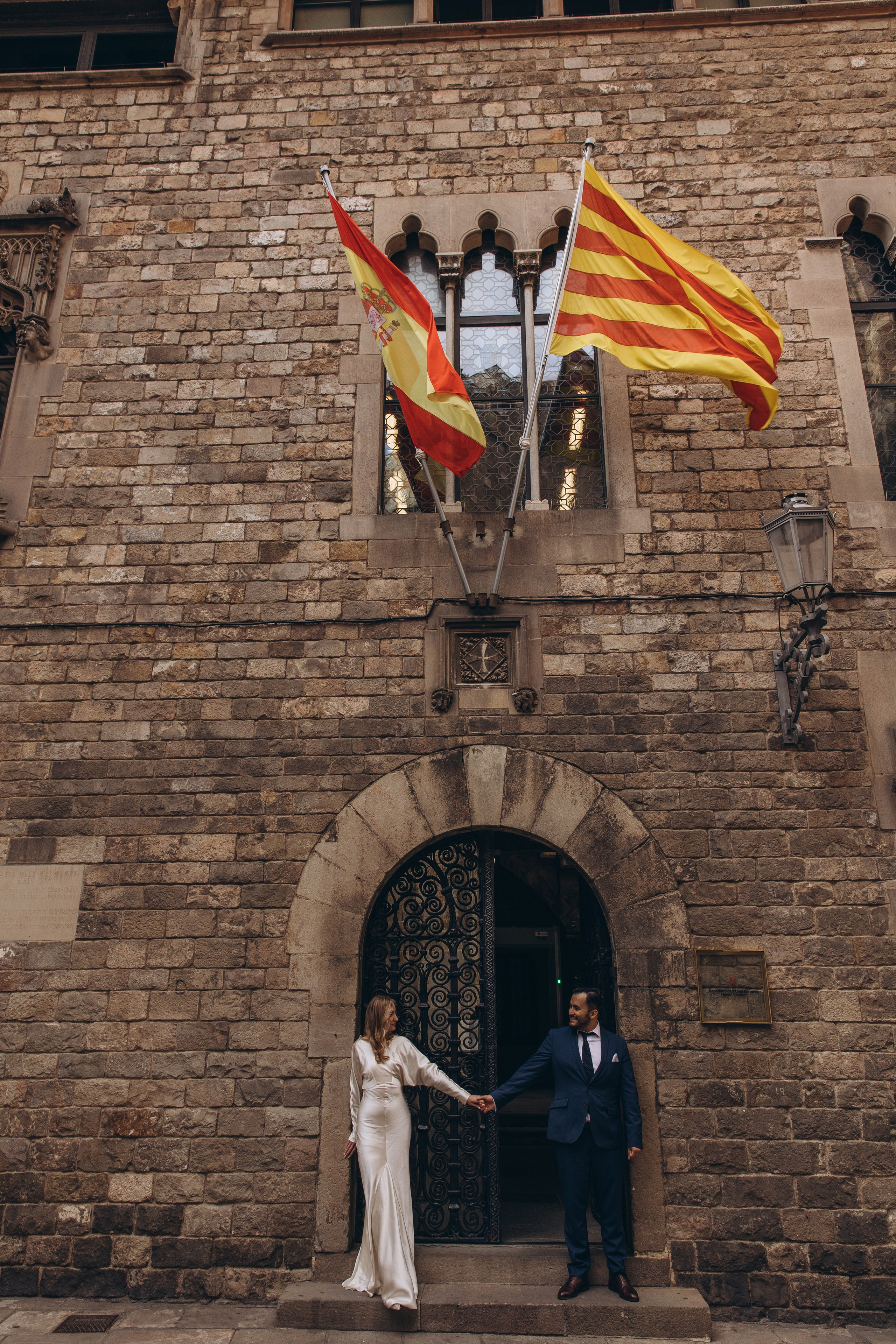 Wedding in Barcelona | Elegant Destination Wedding Photography & Videography. Wedding Stories — Professional Wedding Photography & Videography in Germany, Italy, Spain & all across Europe