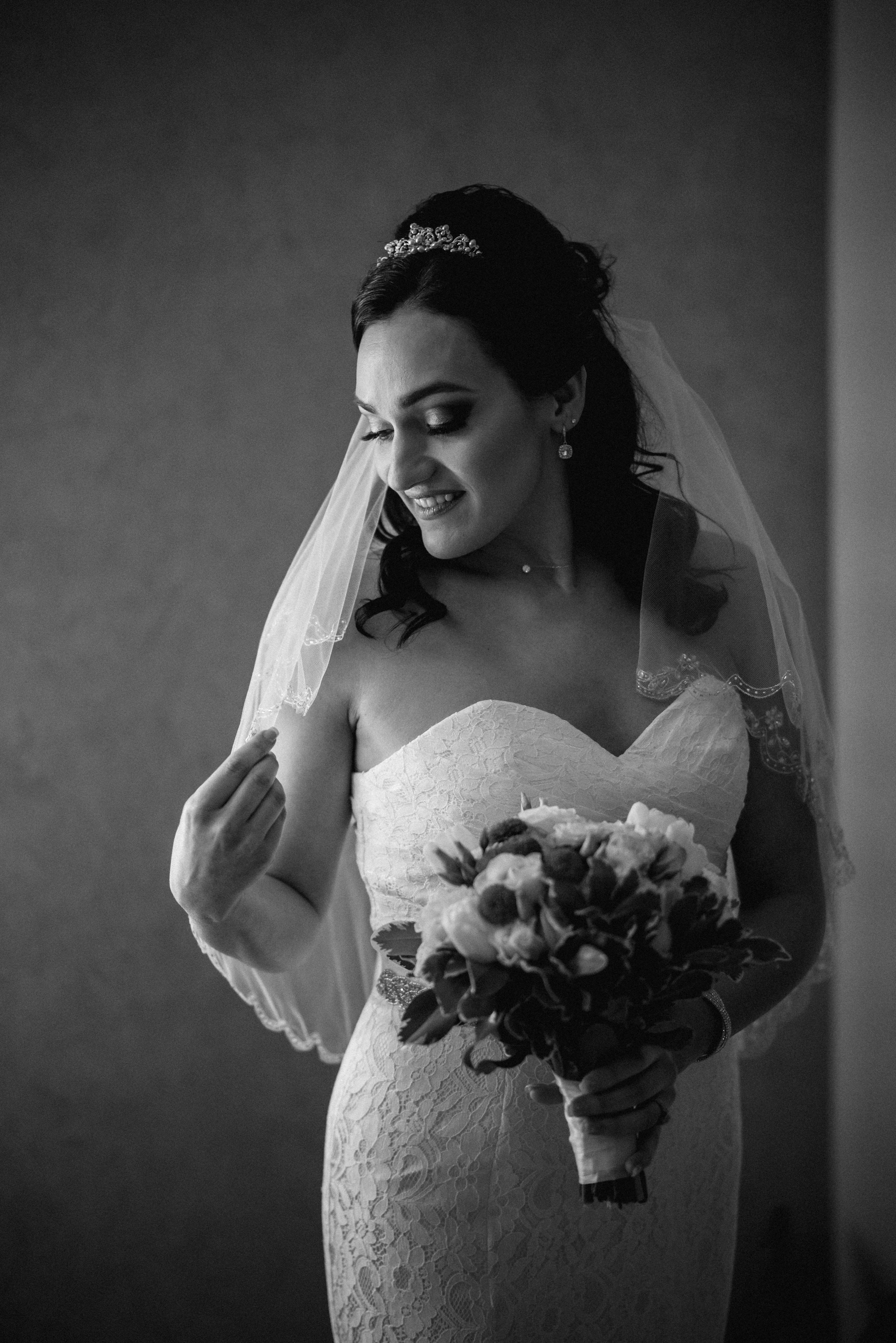 Ešli i Aleks. Wedding, family and destination photographer. Based in Serbia, available for the whole world