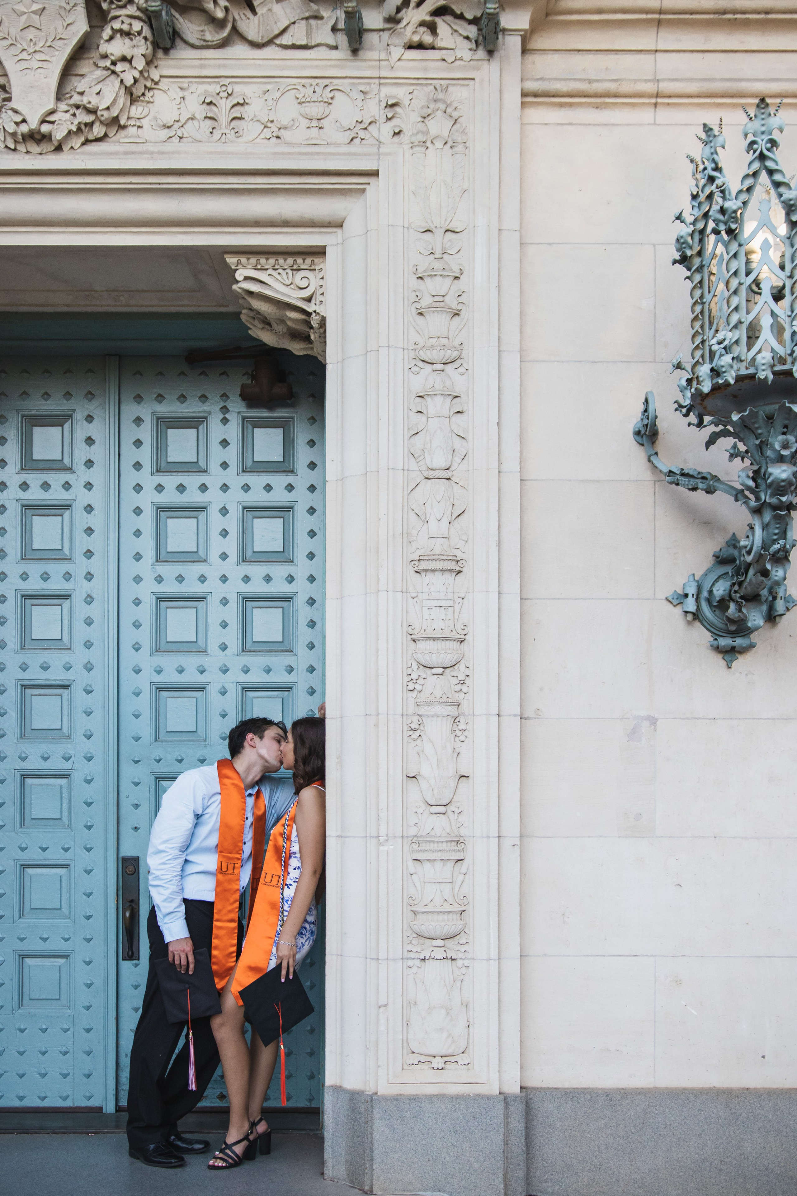 Group senior photoshoot at the University of Texas Austin