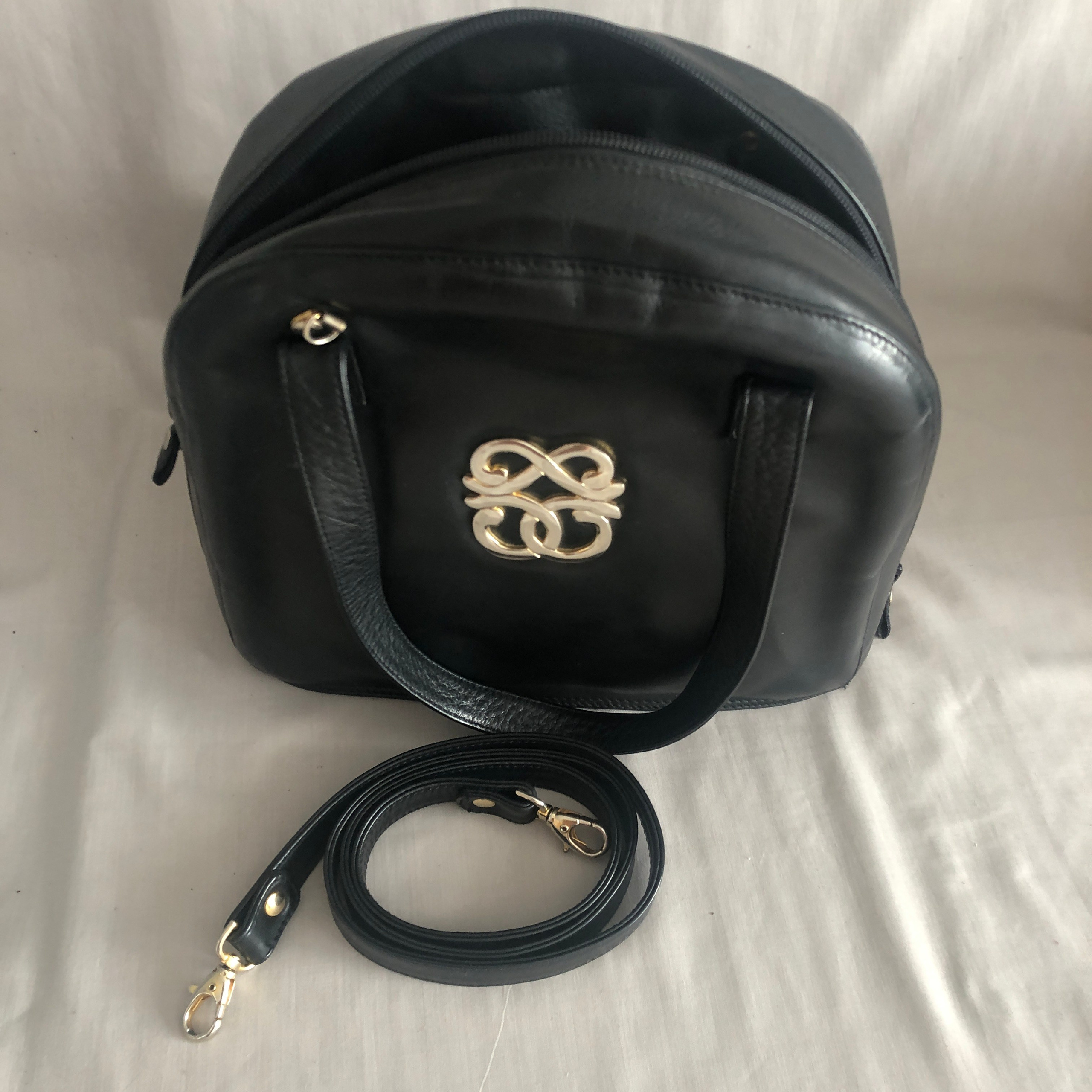 Bag11. Современнные и актикварные украшения в Барселоне, Москве и Санкт-Петербурге