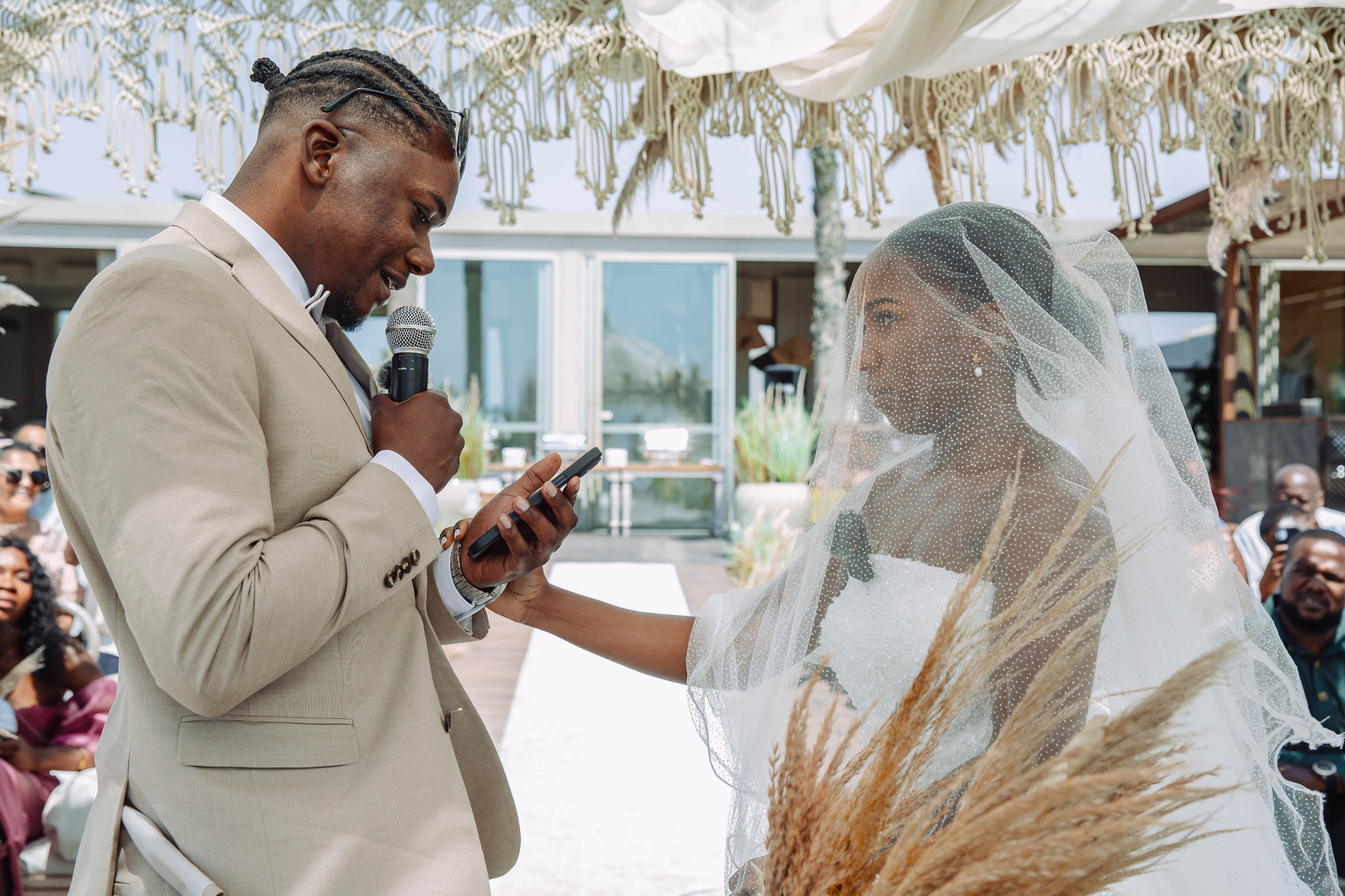 Kuselia & Kaleb. Fazemos o seu casamento ser lembrado por gerações
