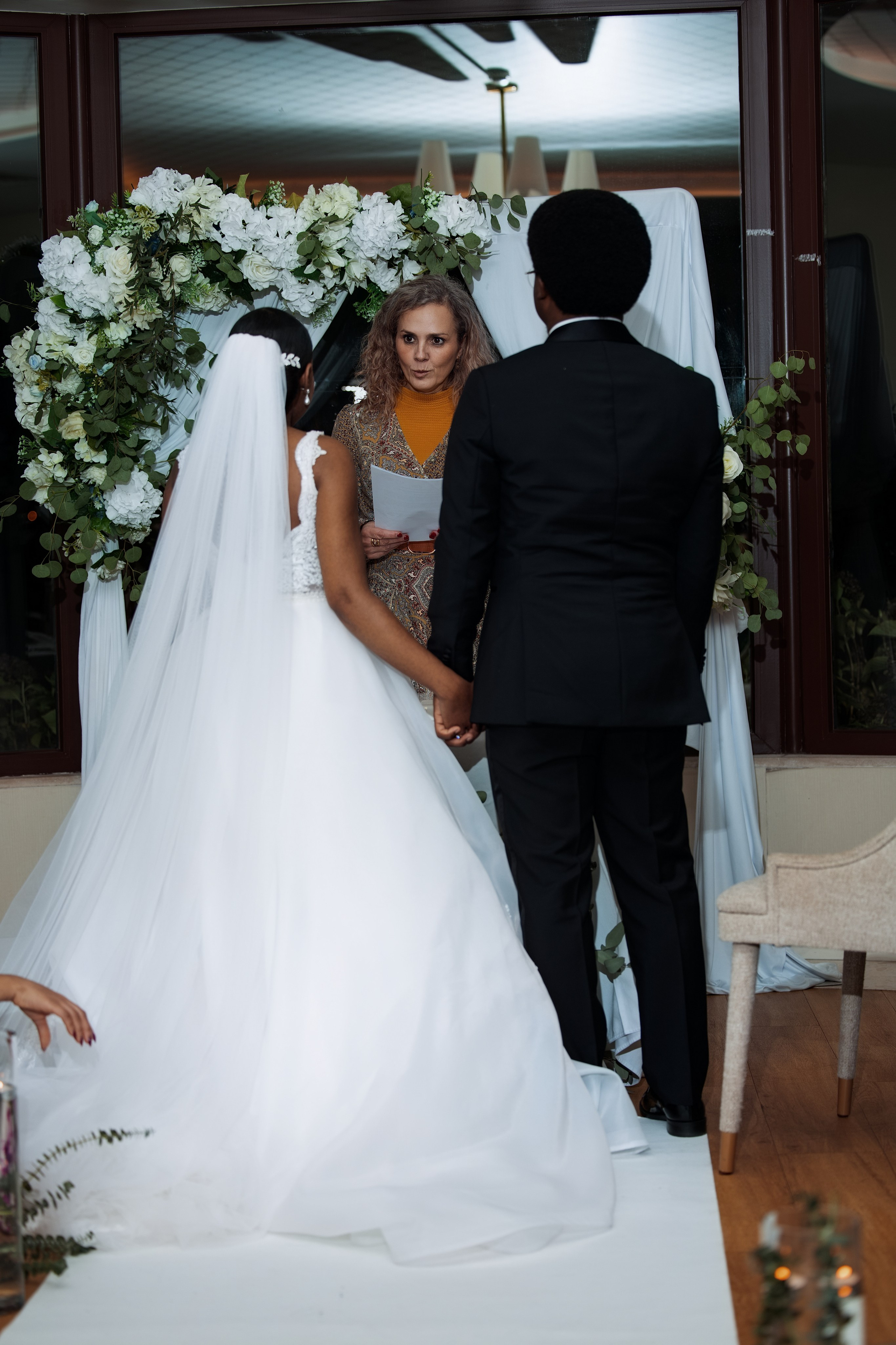 Nawik e Ethson. Fazemos o seu casamento ser lembrado por gerações