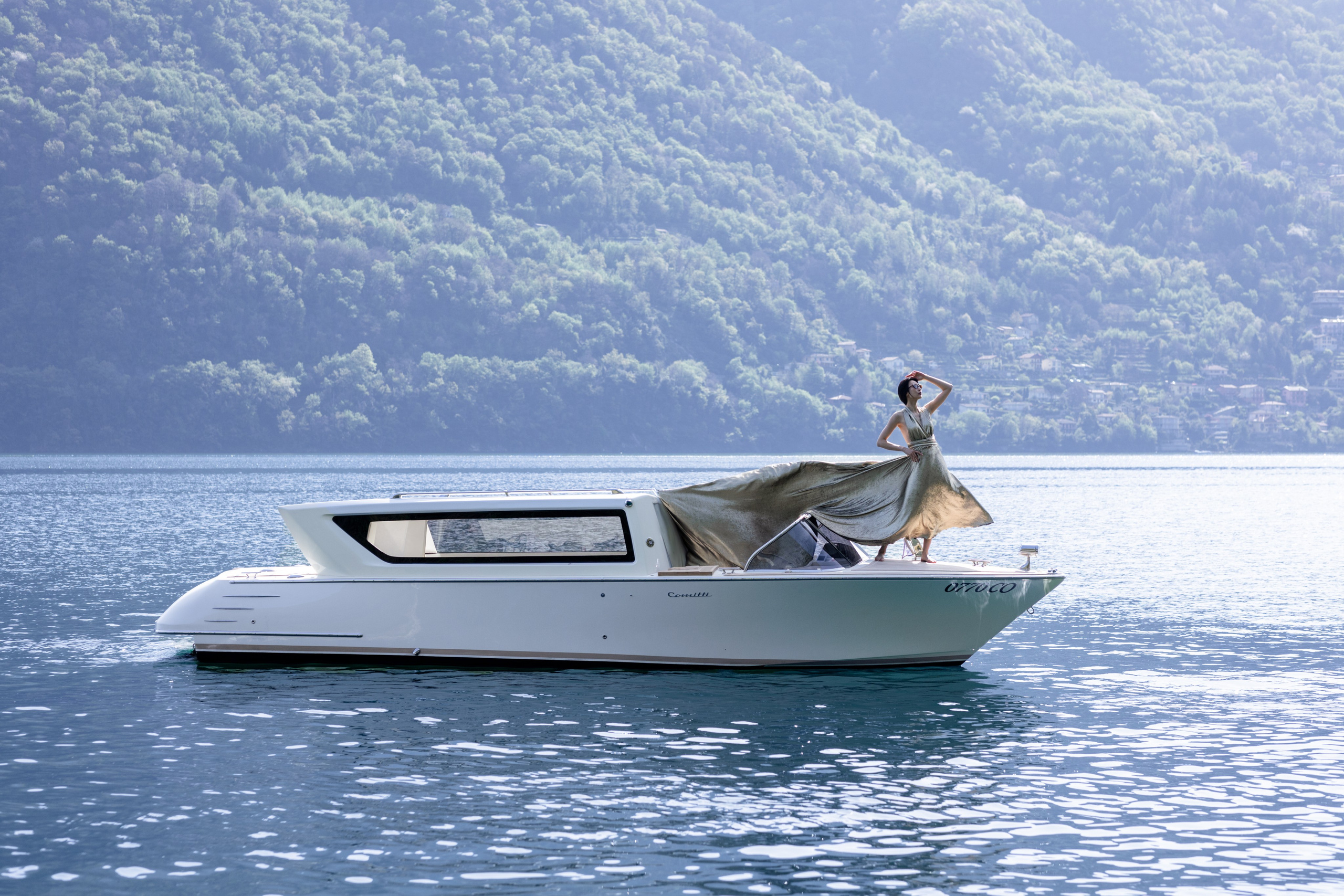 Yacht bachelorette. Photographer in Milan |Mila Pro Photo