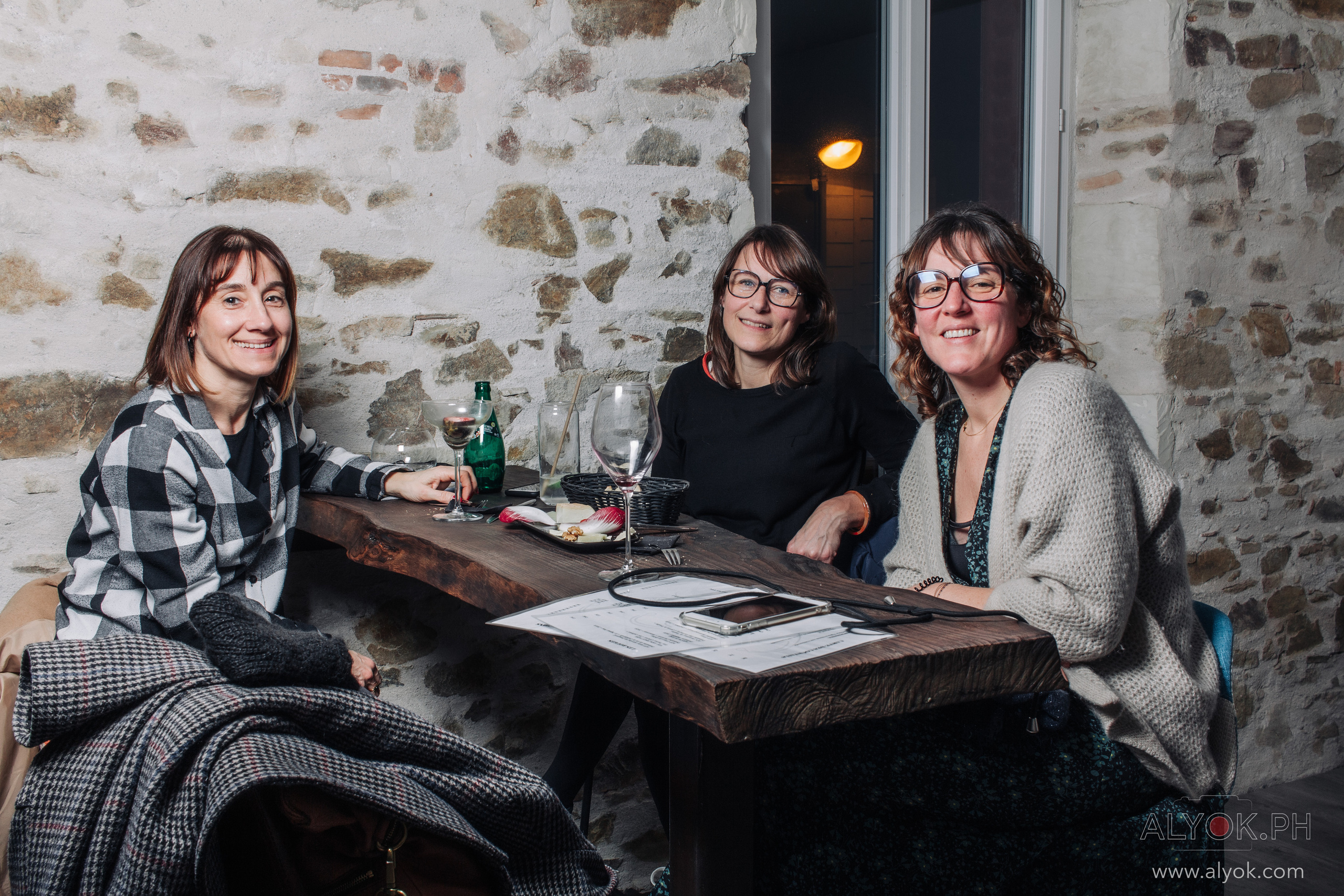 L’Alambic. Photographe professionnelle à Poitiers, Tours et Châtellerault | Studio photo entre Poitiers et Tours – portraits, familles, entreprises, ma