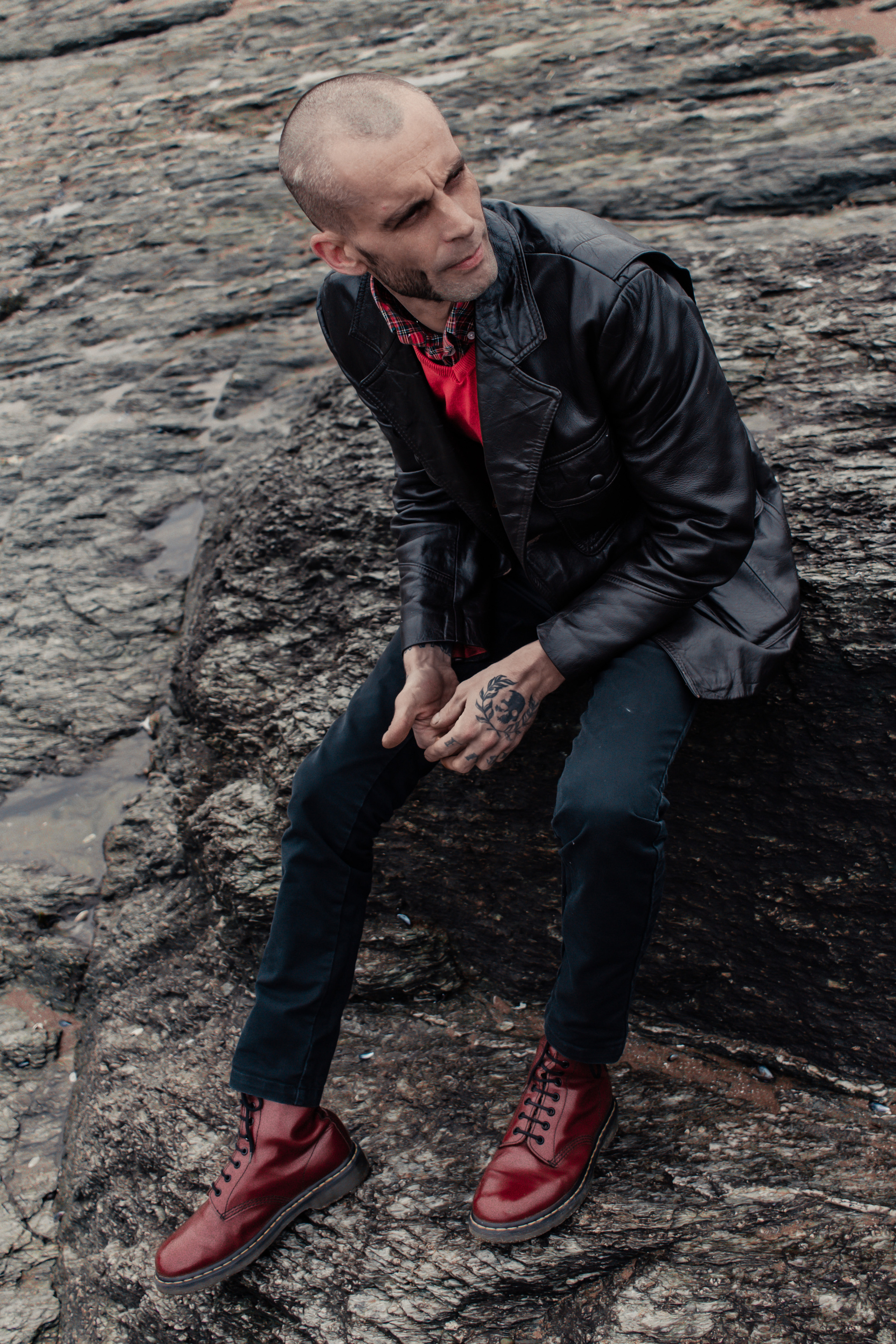 Dr. Martens. Photographe professionnelle à Poitiers, Tours et Châtellerault | Studio photo entre Poitiers et Tours – portraits, familles, entreprises, ma