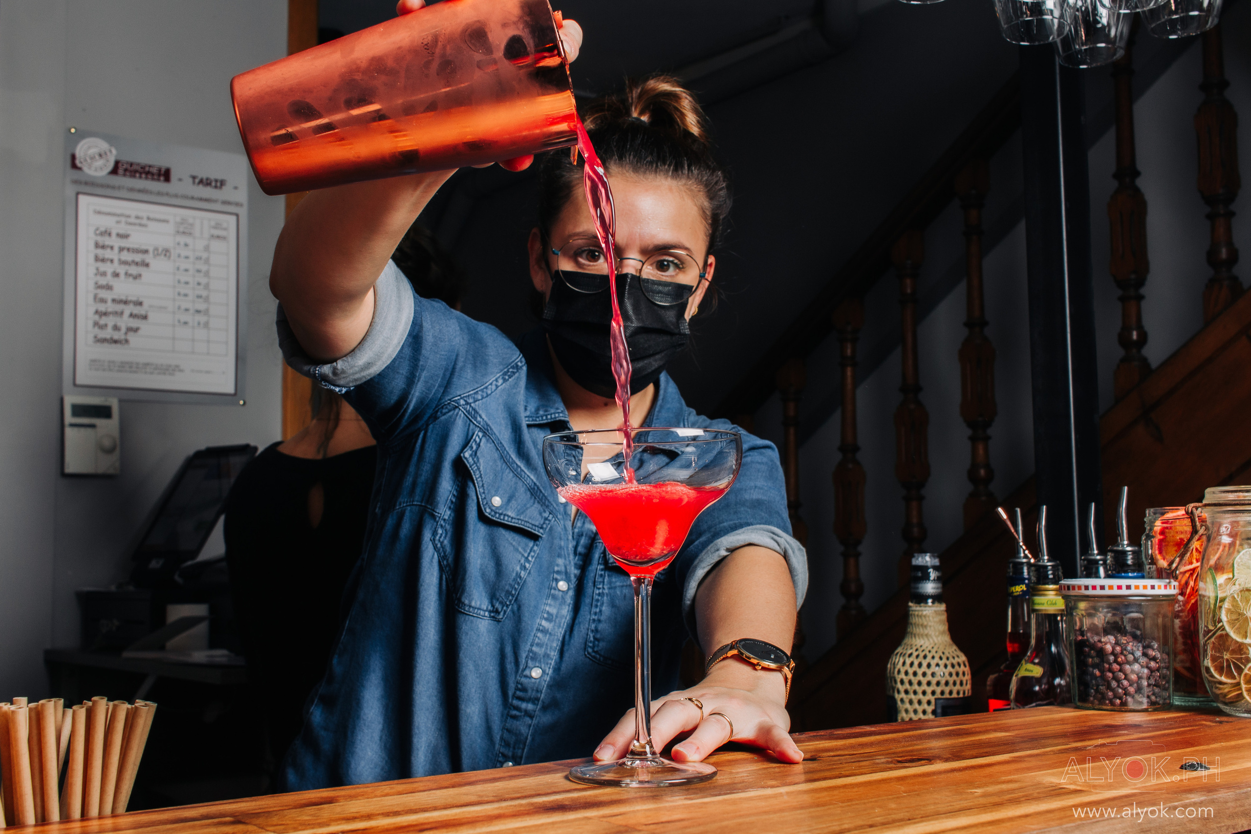 L’Alambic. Photographe professionnelle à Poitiers, Tours et Châtellerault | Studio photo entre Poitiers et Tours – portraits, familles, entreprises, ma