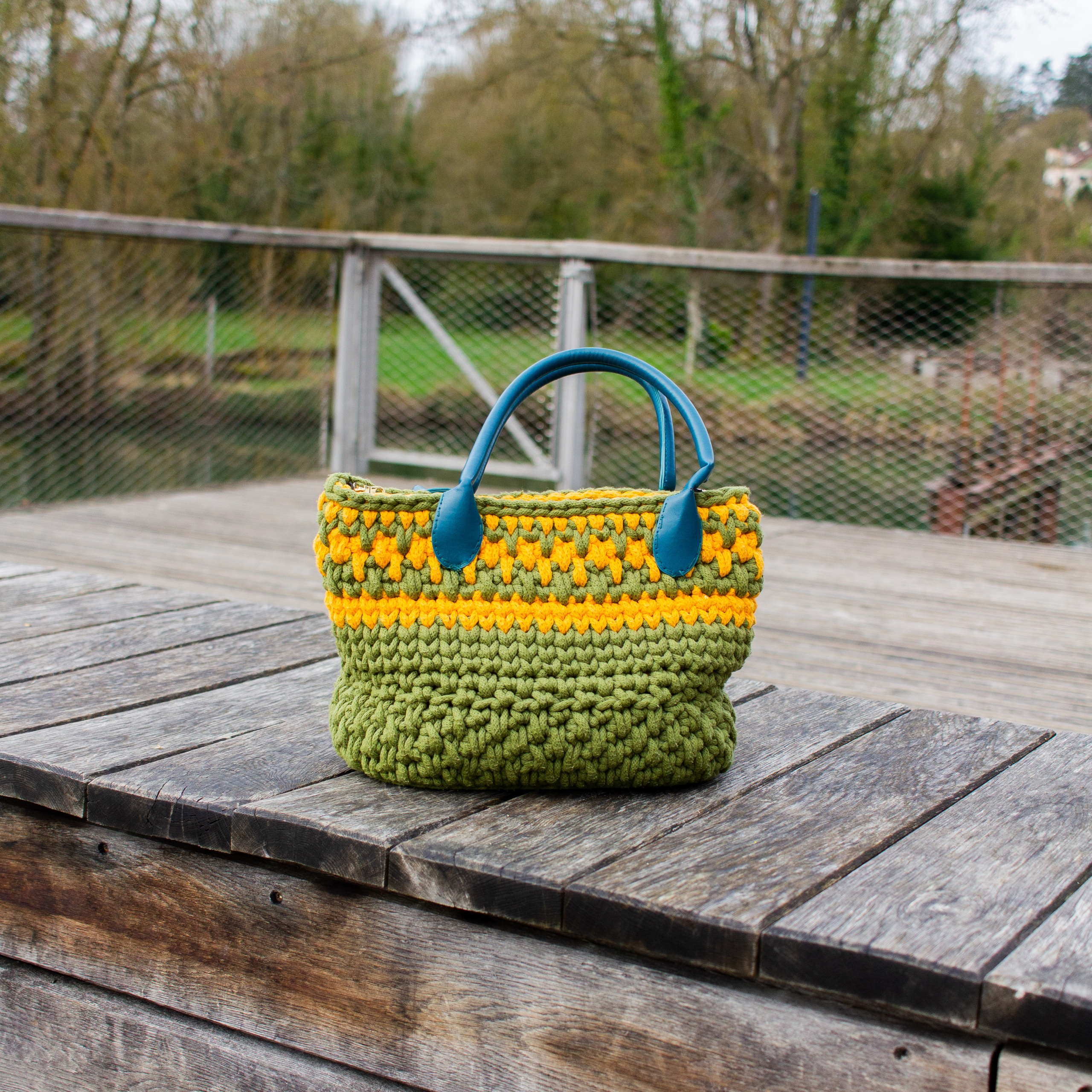 Artisane Keziah. Photographe professionnelle à Poitiers, Tours et Châtellerault | Studio photo entre Poitiers et Tours – portraits, familles, entreprises, ma