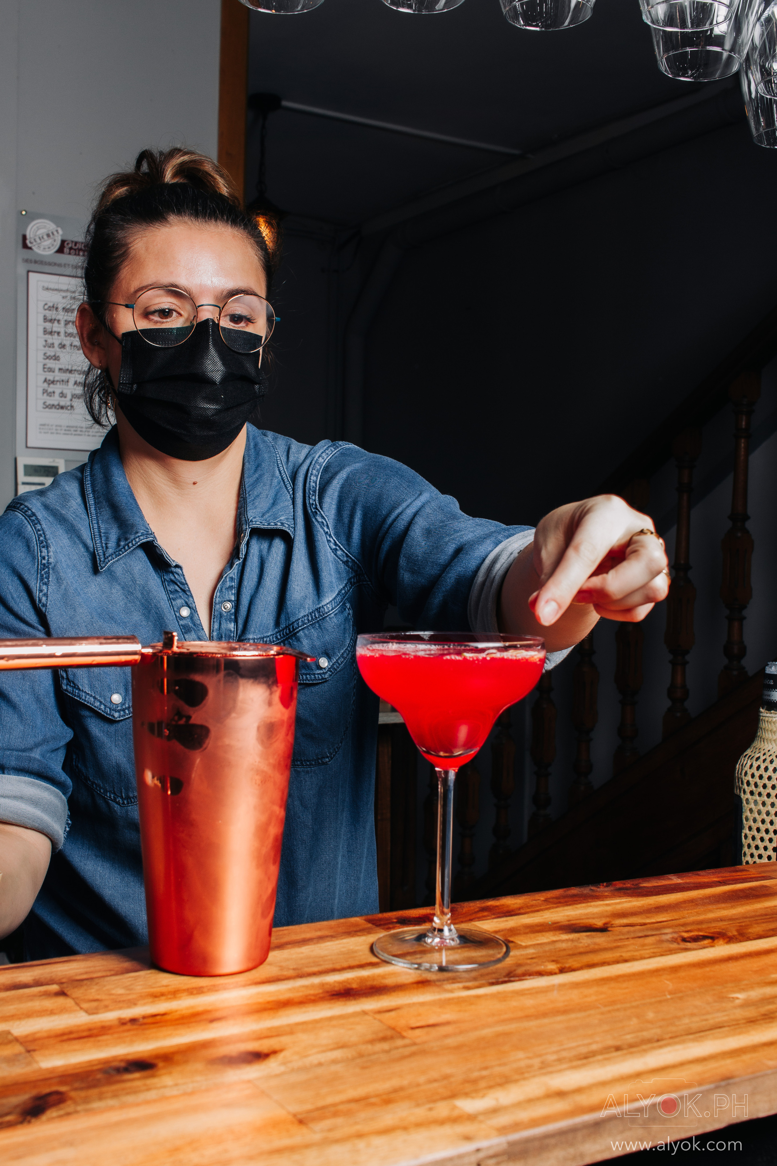 L’Alambic. Photographe professionnelle à Poitiers, Tours et Châtellerault | Studio photo entre Poitiers et Tours – portraits, familles, entreprises, ma