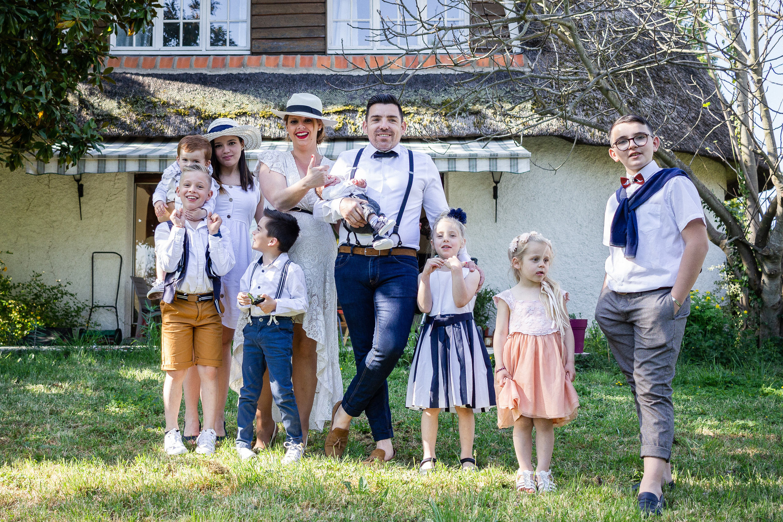 Grande Famille. Photographe professionnelle à Poitiers, Tours et Châtellerault | Studio photo entre Poitiers et Tours – portraits, familles, entreprises, ma