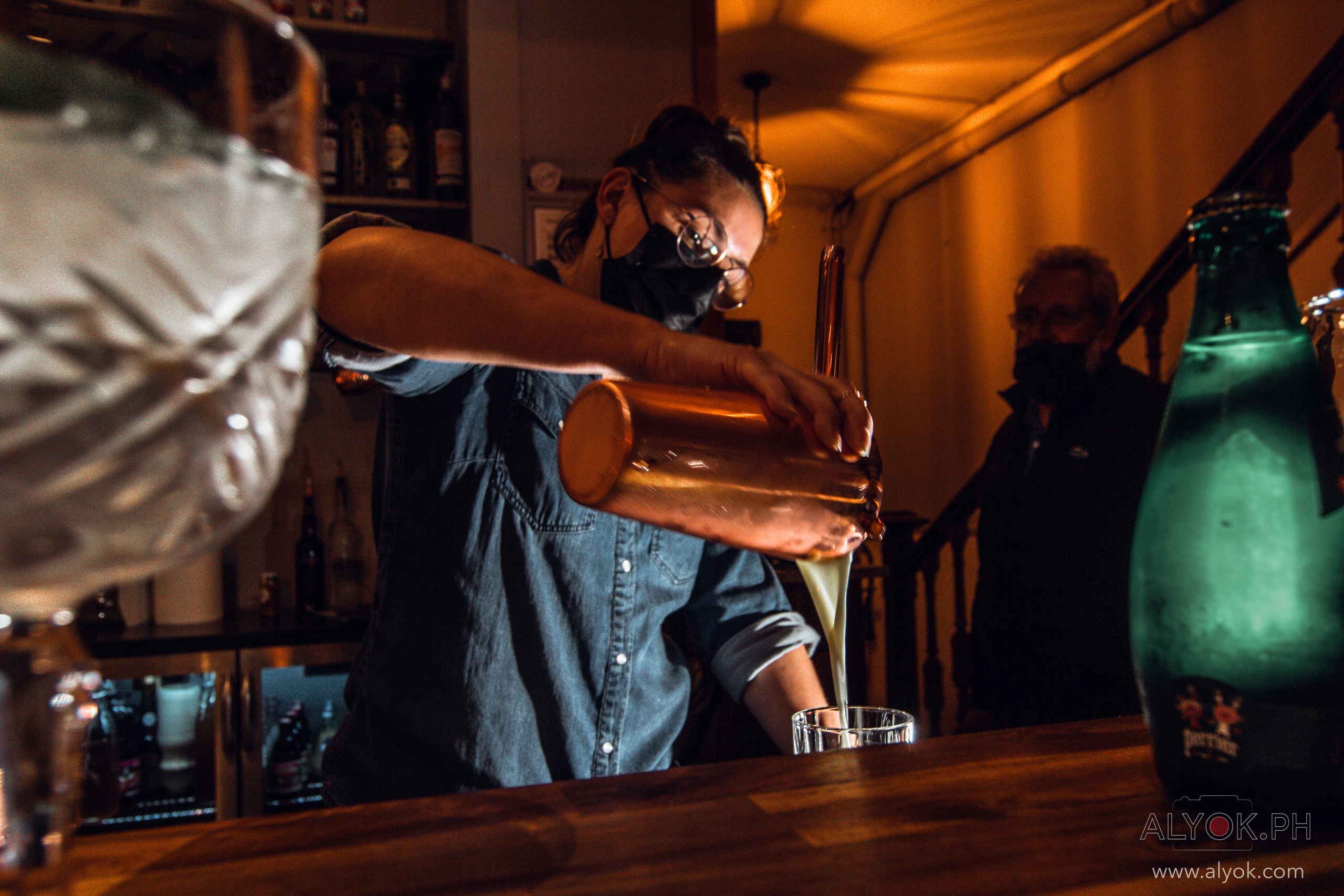 L’Alambic. Photographe professionnelle à Poitiers, Tours et Châtellerault | Studio photo entre Poitiers et Tours – portraits, familles, entreprises, ma