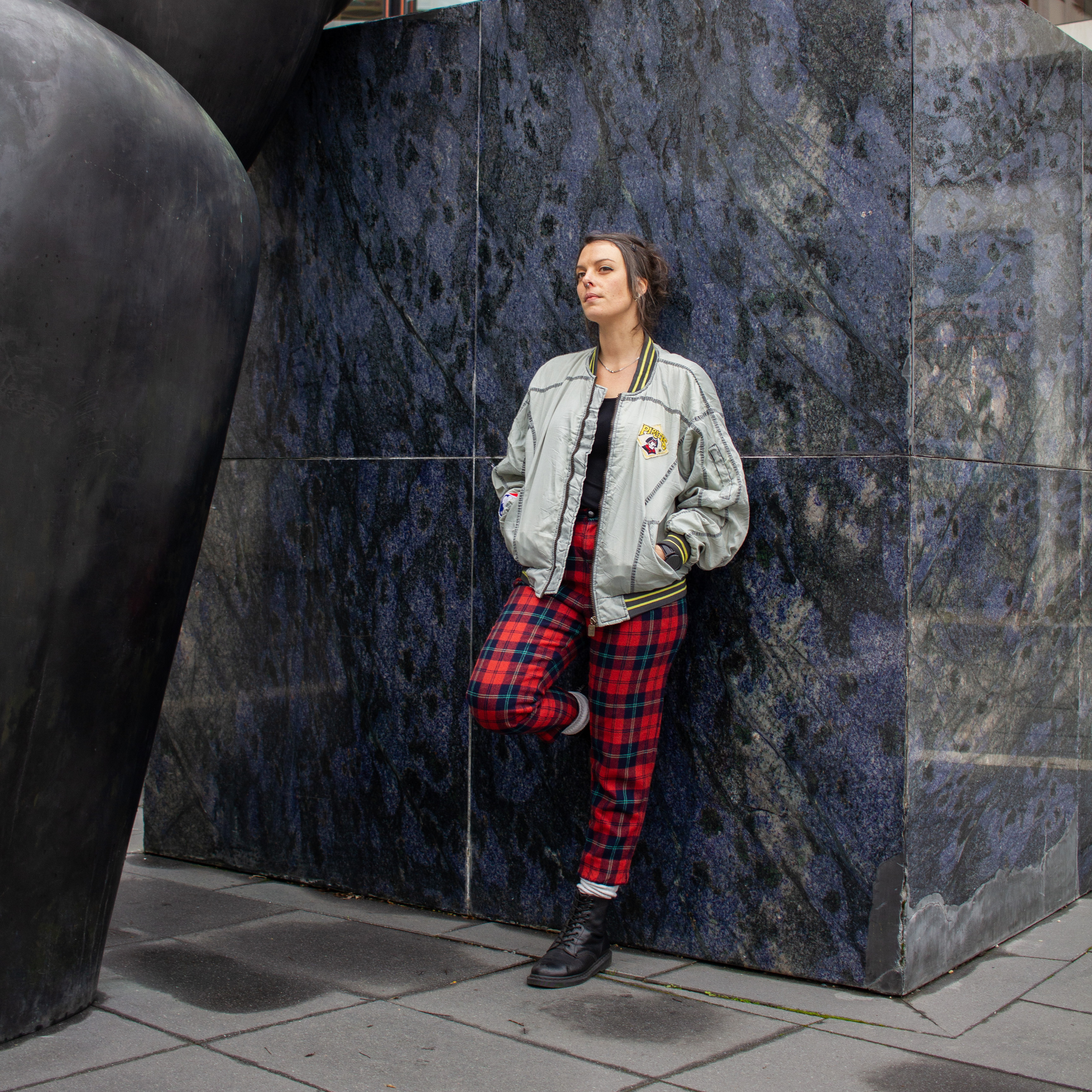 Ronin Friperie. Photographe professionnelle à Poitiers, Tours et Châtellerault | Studio photo entre Poitiers et Tours – portraits, familles, entreprises, ma