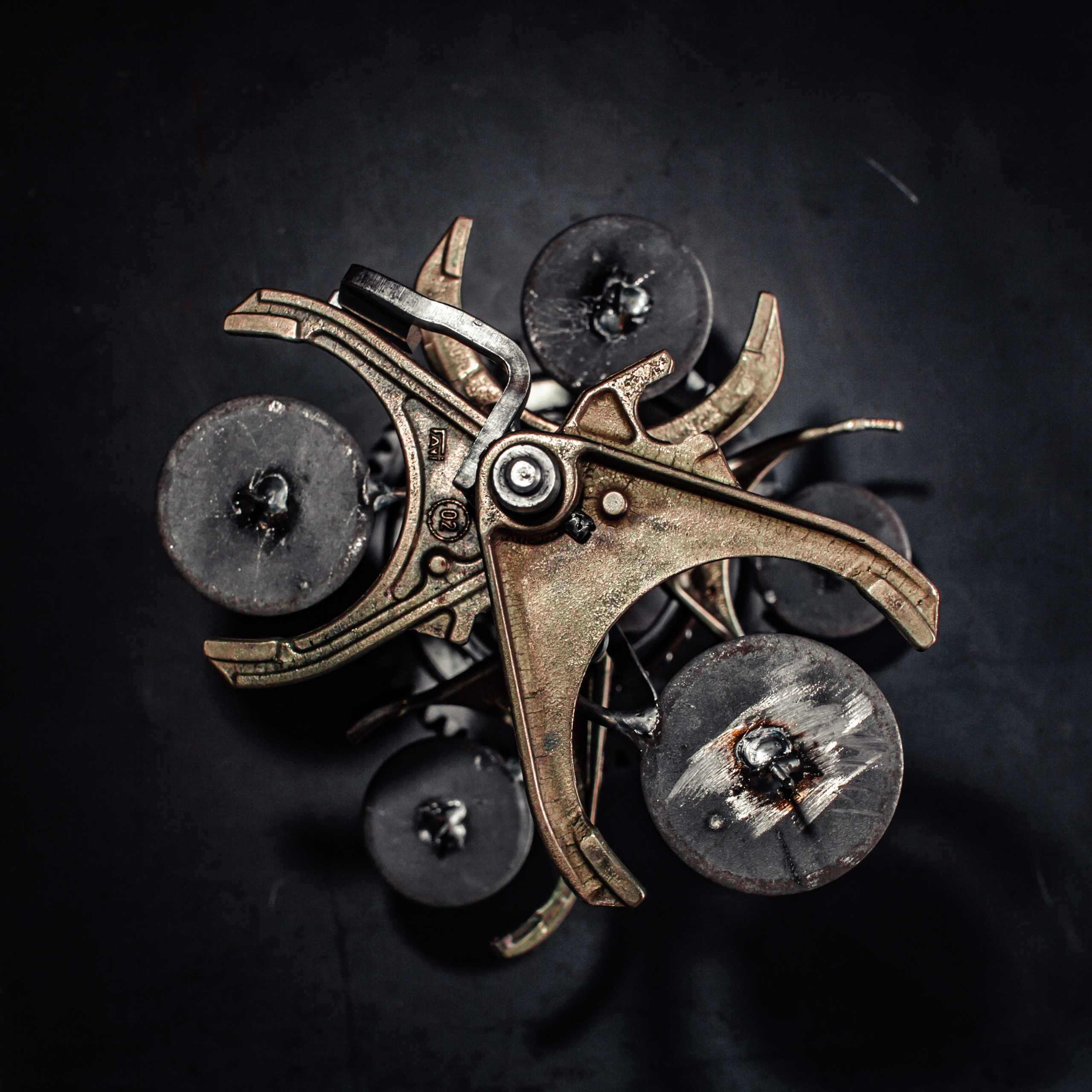 Métallerie & Mécanisme. Photographe professionnelle à Poitiers, Tours et Châtellerault | Studio photo entre Poitiers et Tours – portraits, familles, entreprises, ma