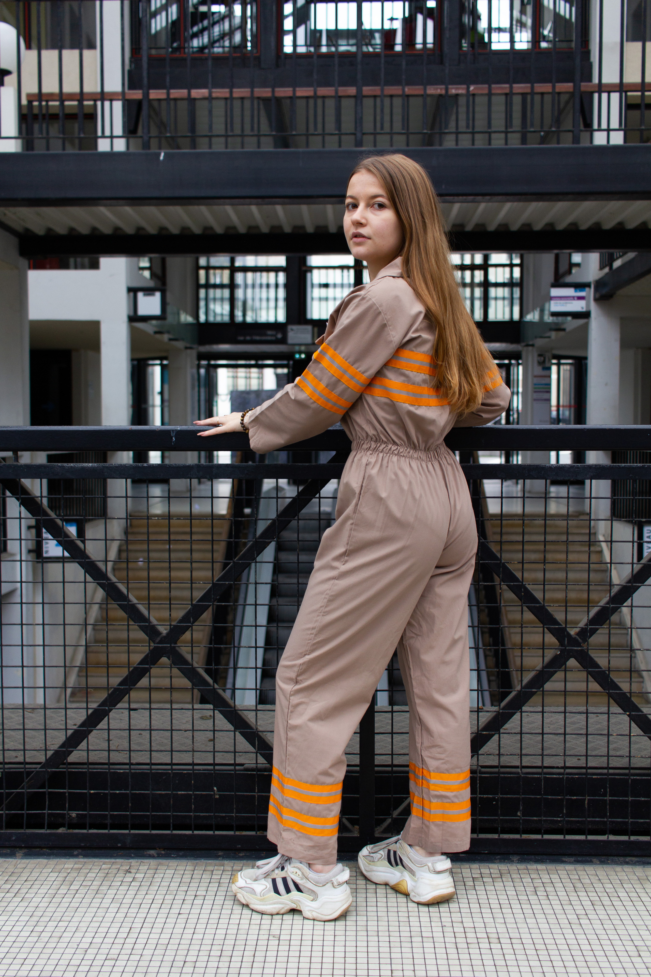 Ronin Friperie. Photographe professionnelle à Poitiers, Tours et Châtellerault | Studio photo entre Poitiers et Tours – portraits, familles, entreprises, ma