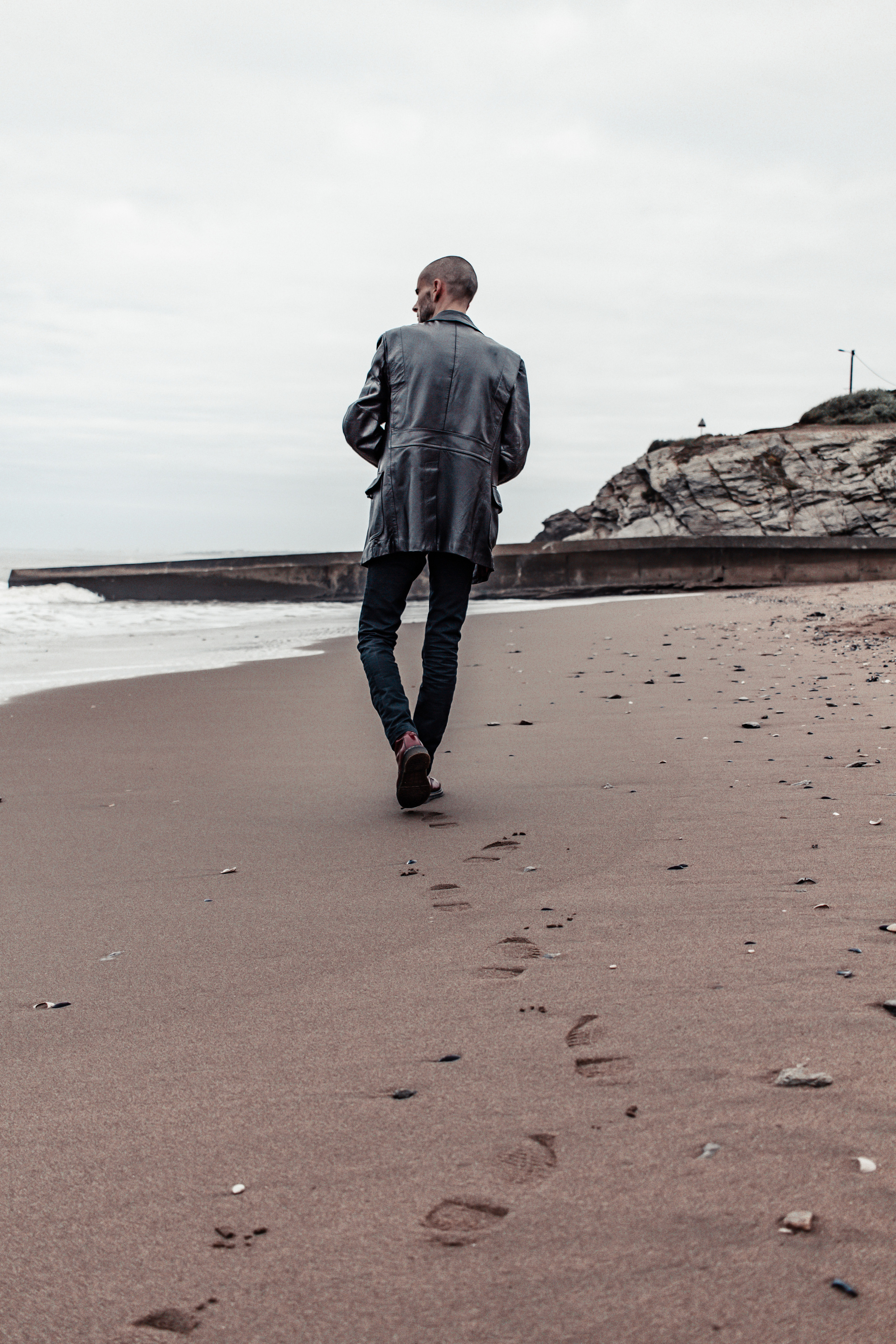 Dr. Martens. Photographe professionnelle à Poitiers, Tours et Châtellerault | Studio photo entre Poitiers et Tours – portraits, familles, entreprises, ma