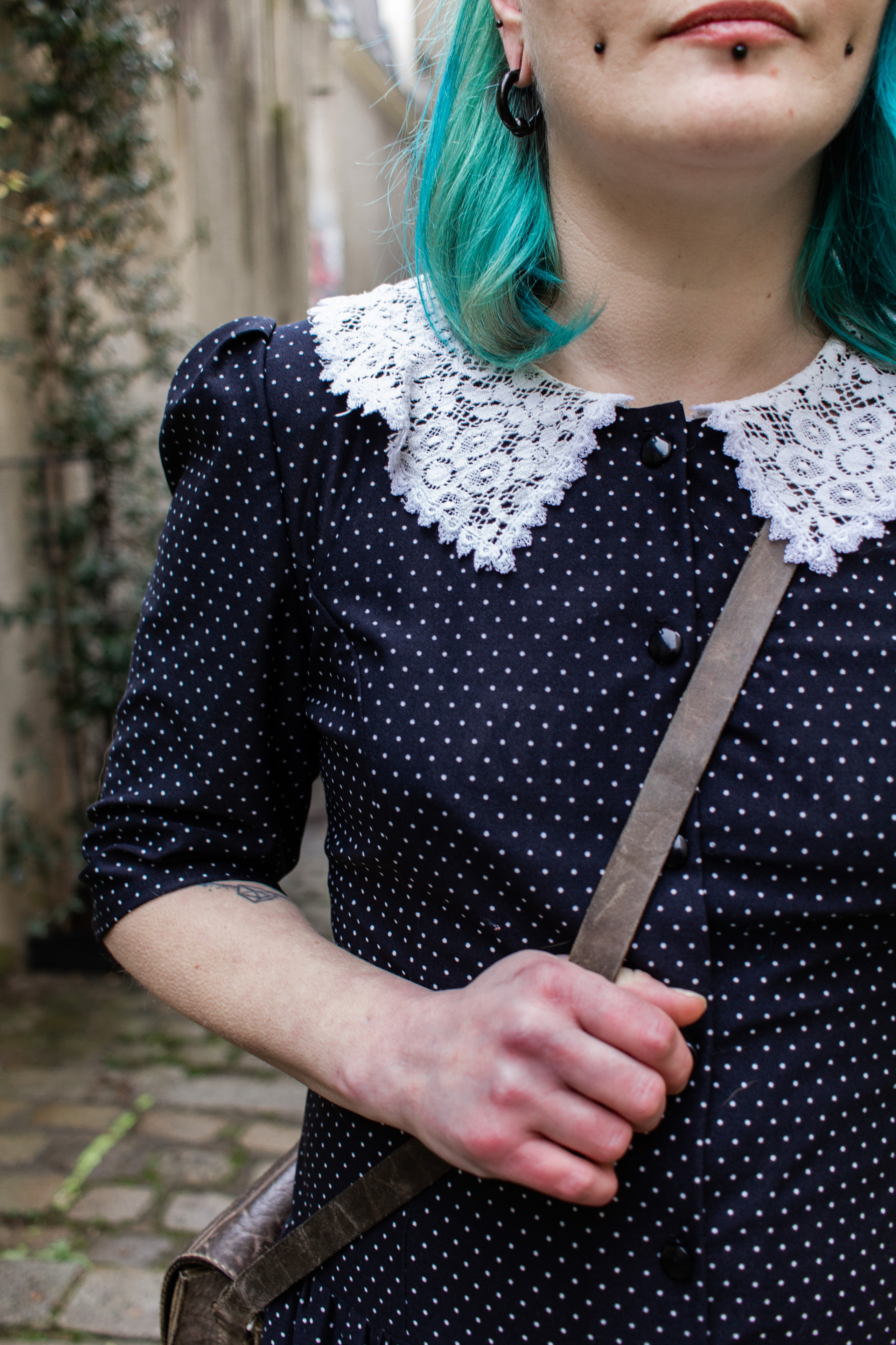 Ronin Friperie. Photographe professionnelle à Poitiers, Tours et Châtellerault | Studio photo entre Poitiers et Tours – portraits, familles, entreprises, ma