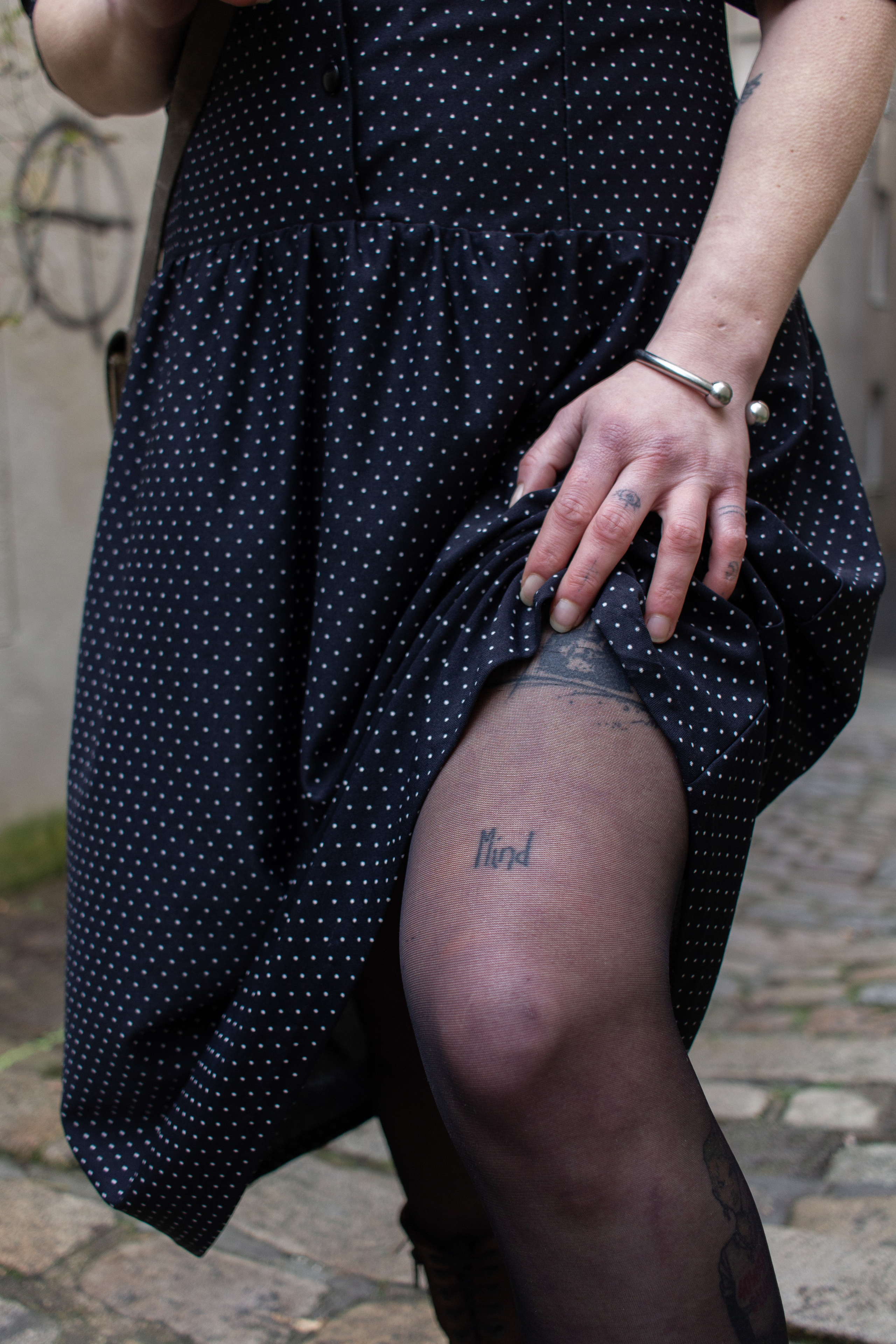 Ronin Friperie. Photographe professionnelle à Poitiers, Tours et Châtellerault | Studio photo entre Poitiers et Tours – portraits, familles, entreprises, ma