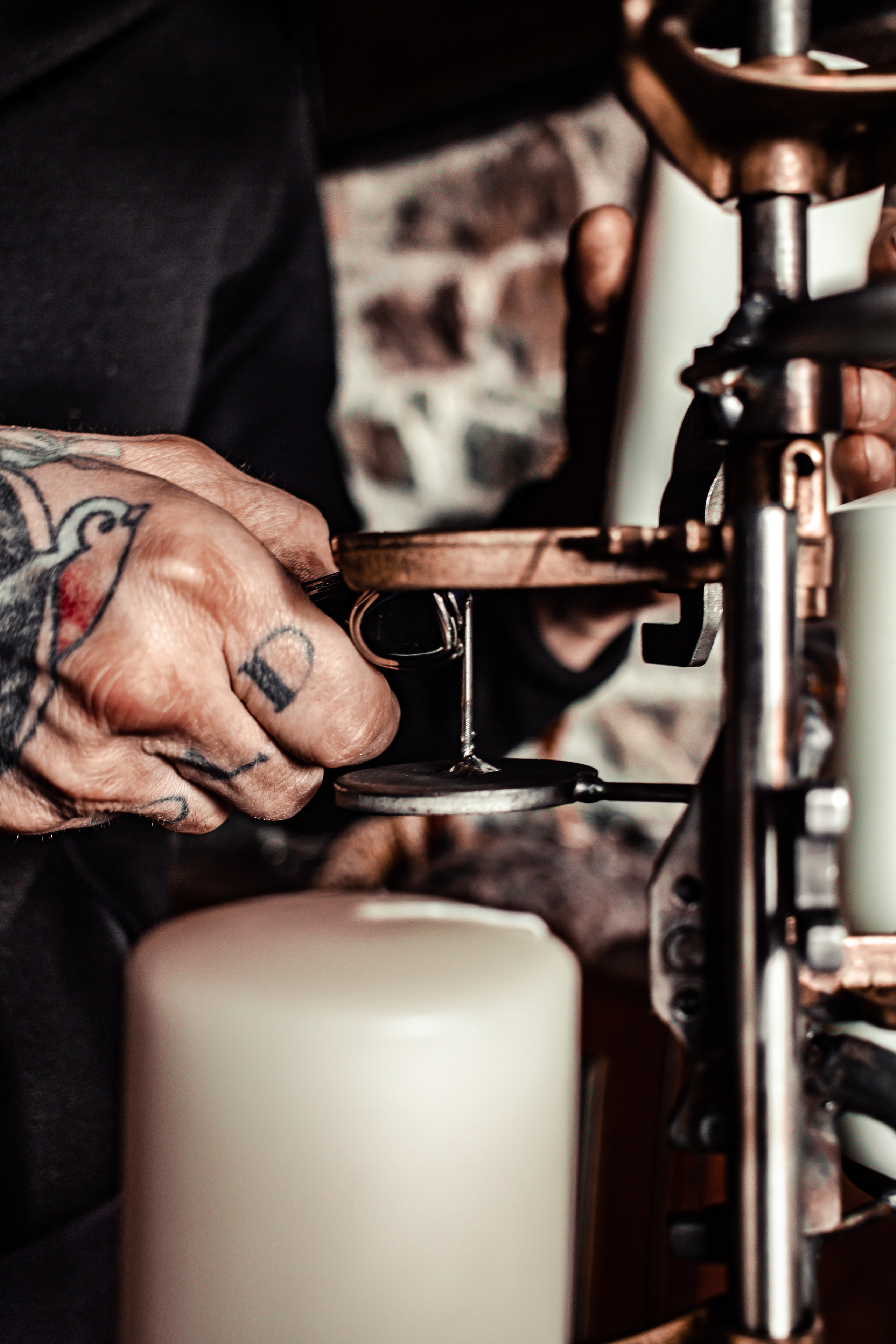 Métallerie & Mécanisme. Photographe professionnelle à Poitiers, Tours et Châtellerault | Studio photo entre Poitiers et Tours – portraits, familles, entreprises, ma