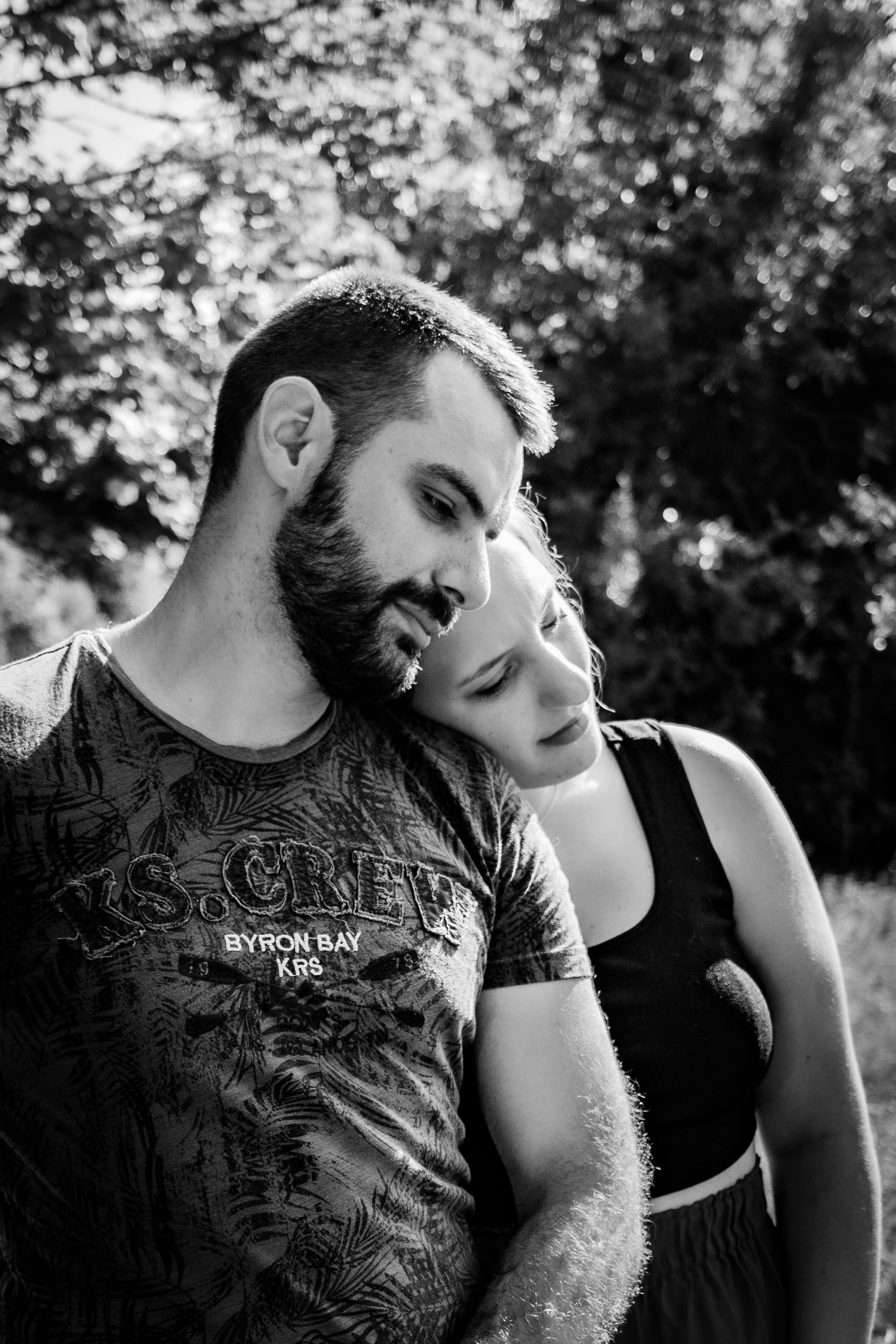 Julie & Xavier. Photographe professionnelle à Poitiers, Tours et Châtellerault | Studio photo entre Poitiers et Tours – portraits, familles, entreprises, ma