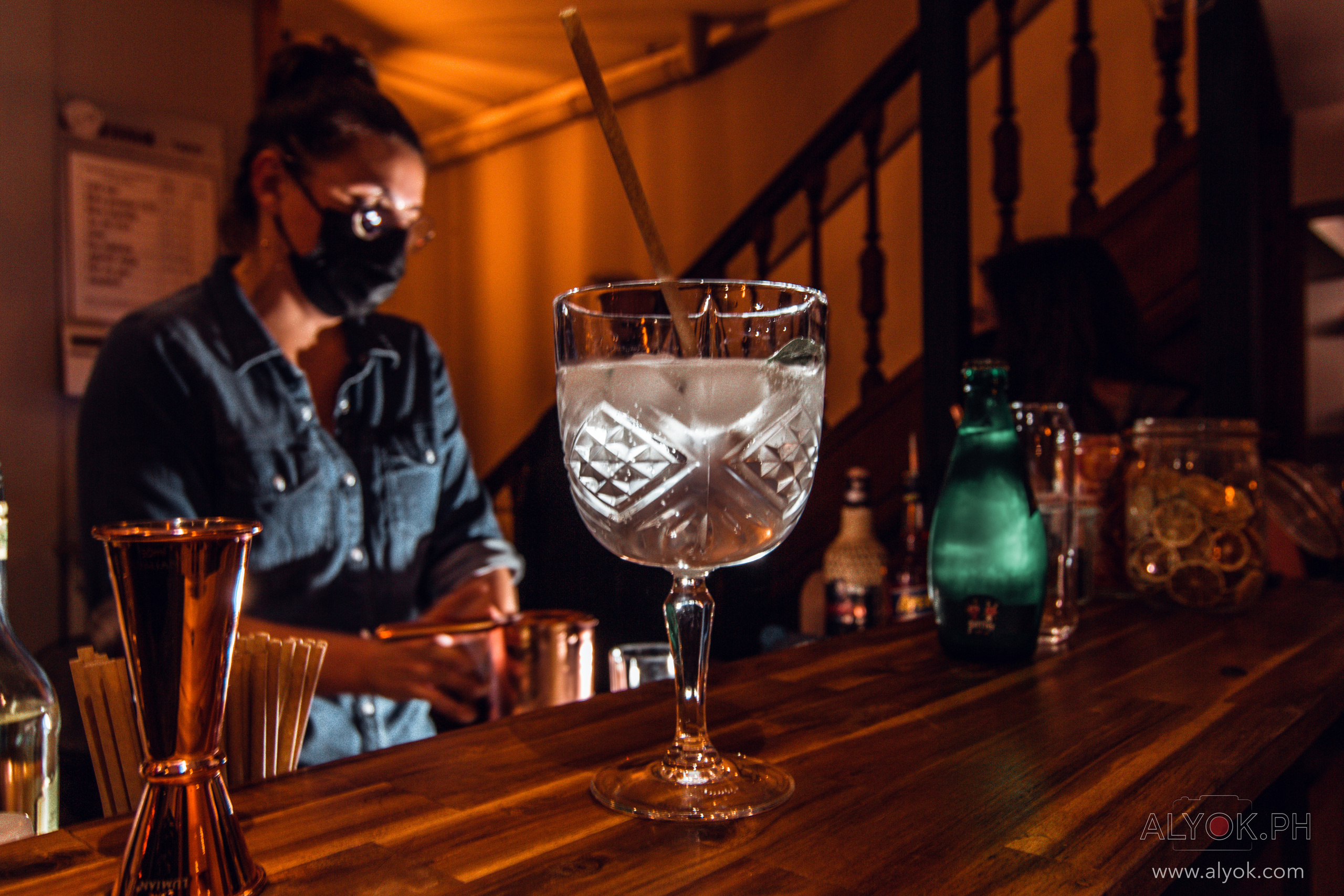 L’Alambic. Photographe professionnelle à Poitiers, Tours et Châtellerault | Studio photo entre Poitiers et Tours – portraits, familles, entreprises, ma