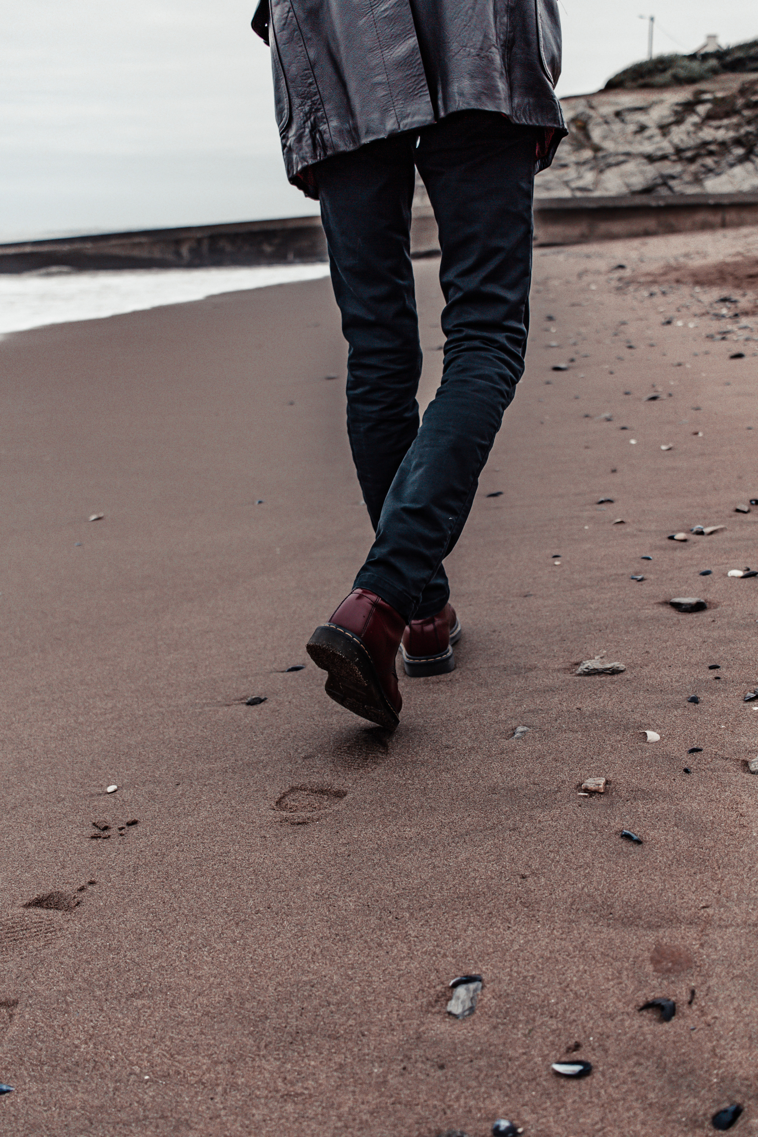 Dr. Martens. Photographe professionnelle à Poitiers, Tours et Châtellerault | Studio photo entre Poitiers et Tours – portraits, familles, entreprises, ma
